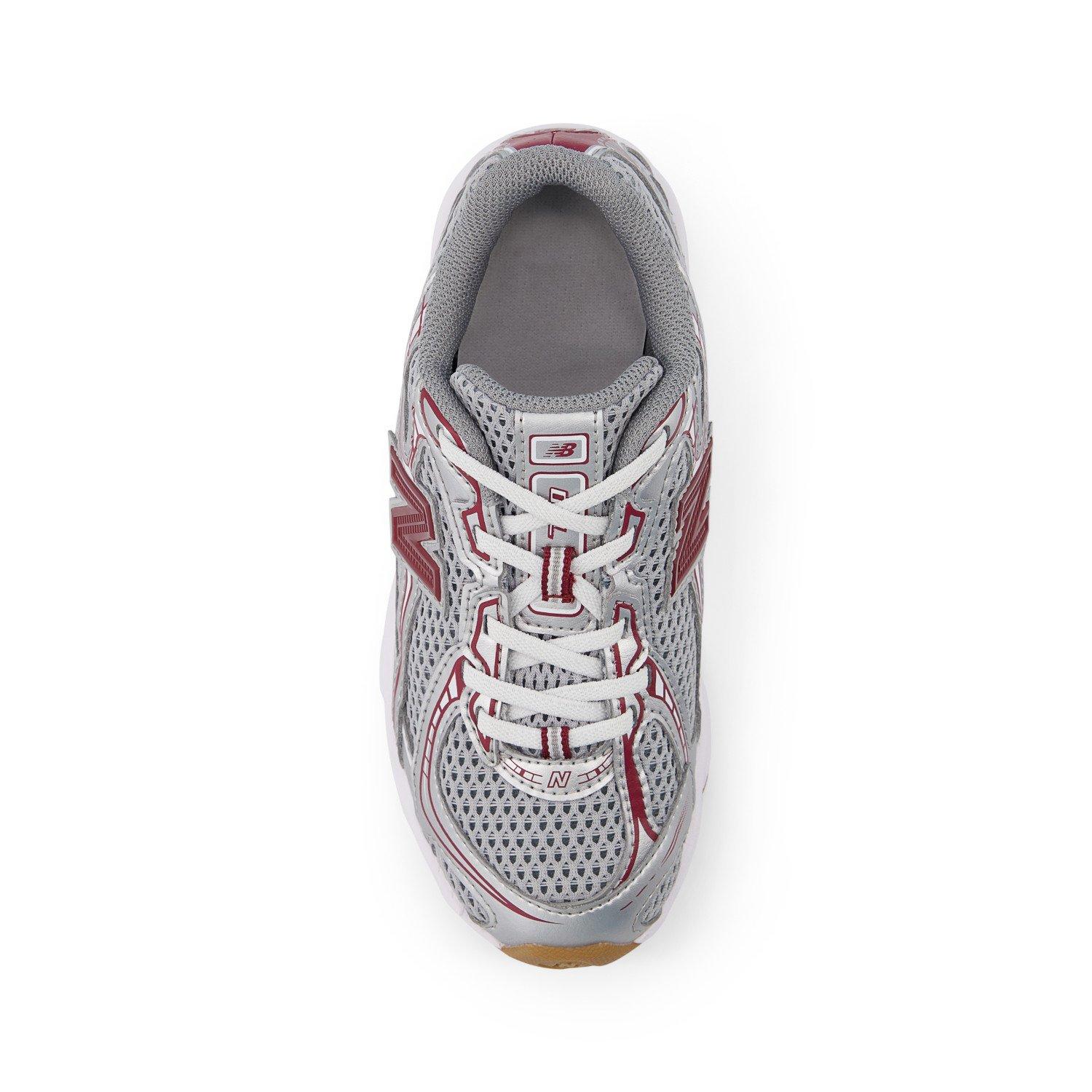 New Balance 740 Preschool Boys' "White/Red" Shoe