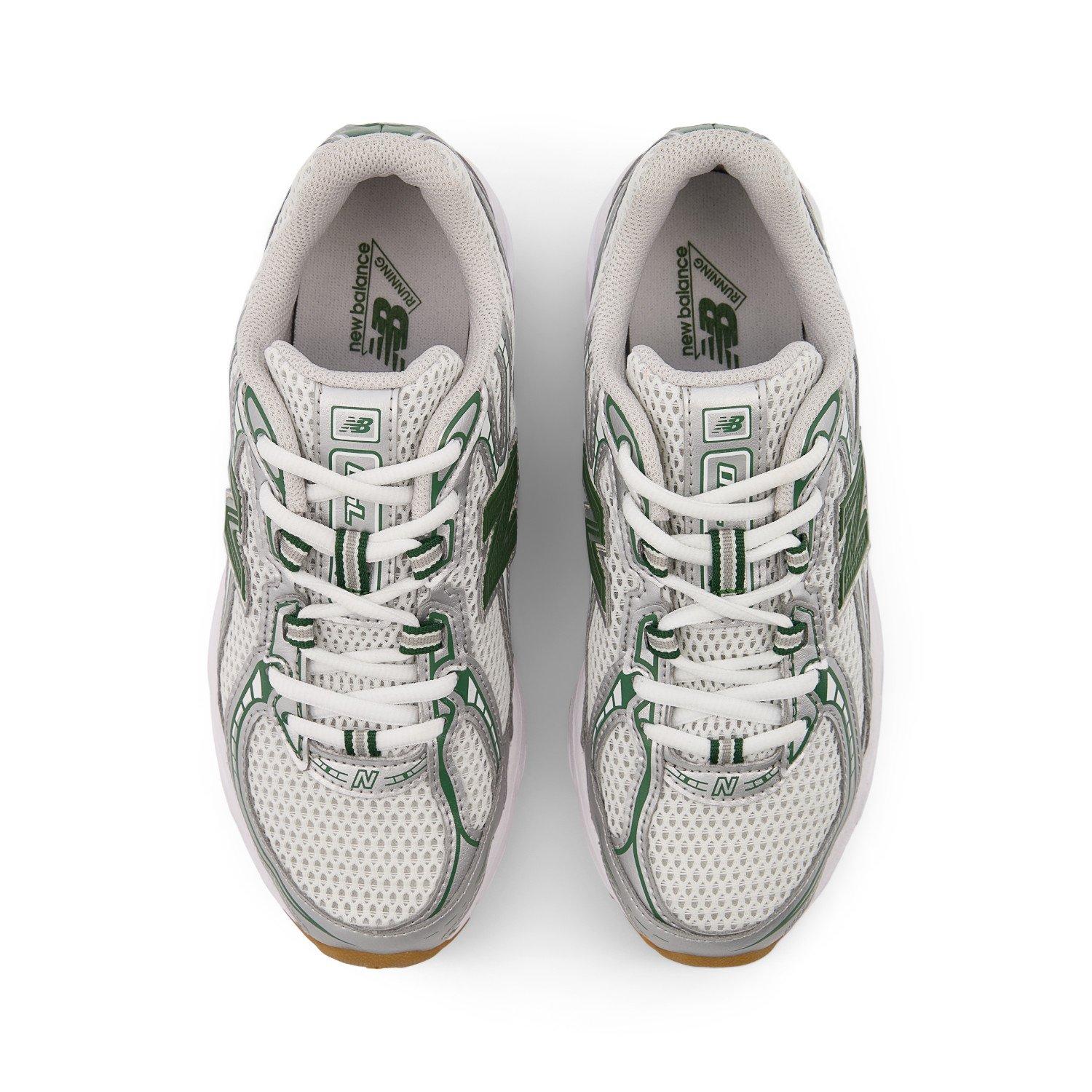 New Balance 740 Grade School Boys' "White/Green" Shoe