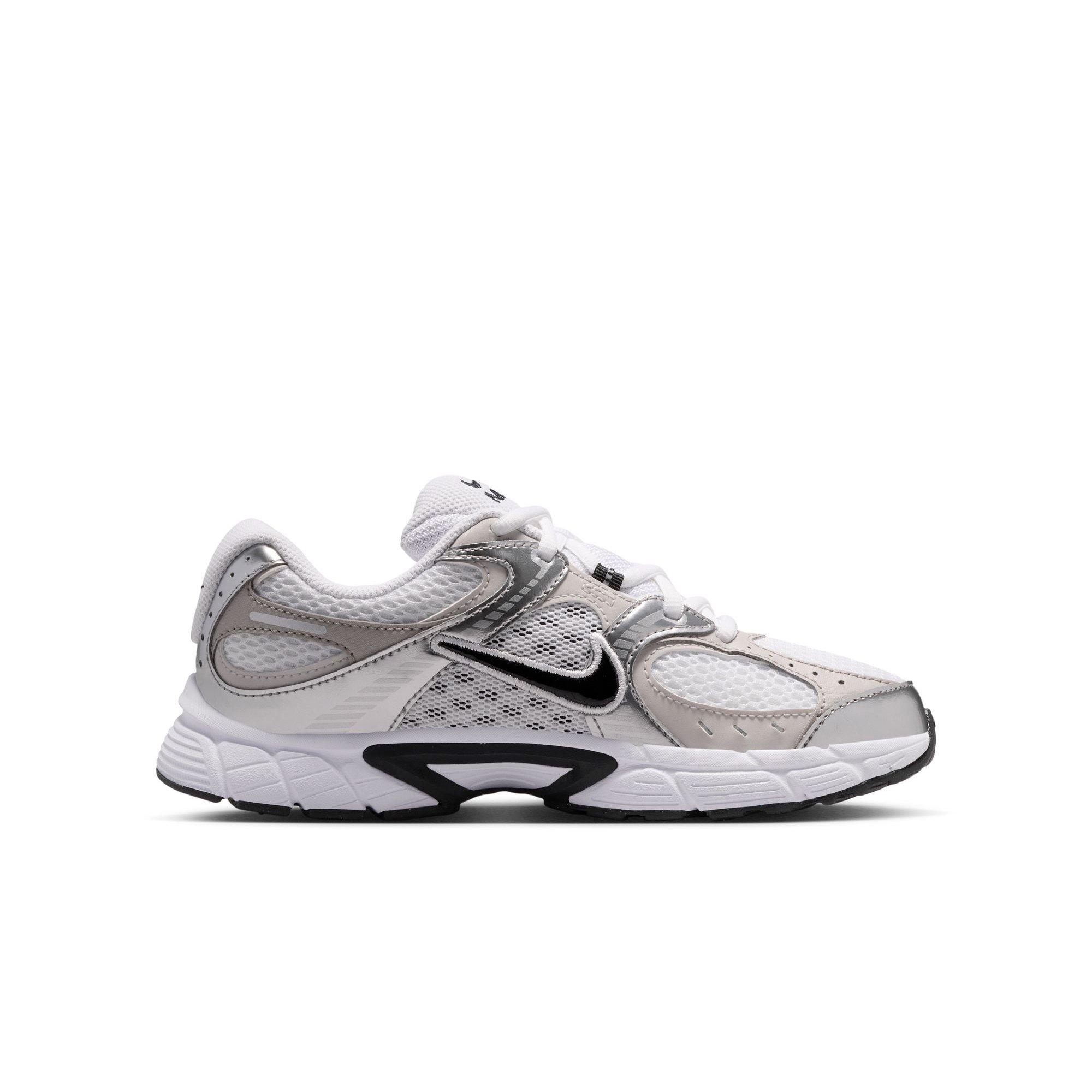 Nike V5 RNR "White/Black/Vast College Grey" Grade School Girls' Shoe