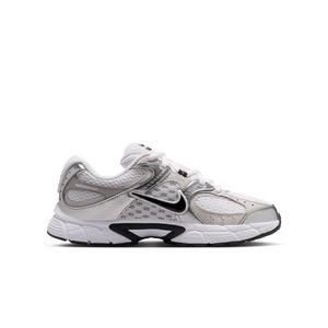 Nike V5 RNR "White/Black/Vast College Grey" Grade School Boys' Shoe
