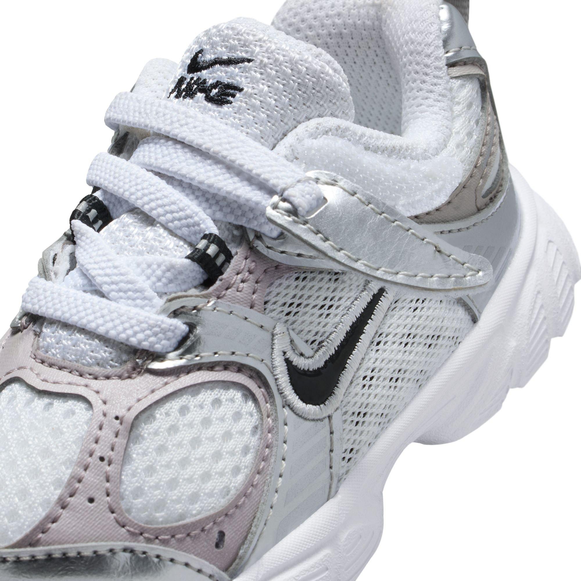 Nike V5 RNR Toddler Boys' "White/Black/Vast College Grey" Shoe