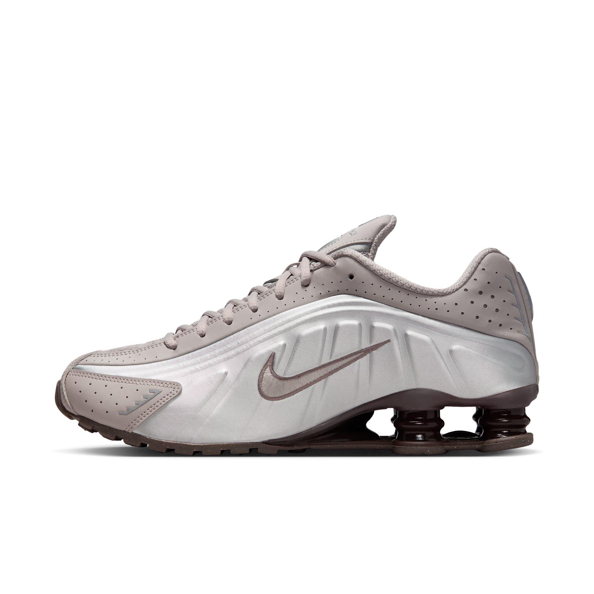 Nike Shox R4 "Cave Stone/College Grey" Men's Shoe - DARK GREY Thumbnail View 4