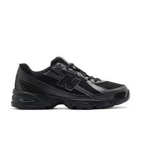 New Balance 740 Shoes