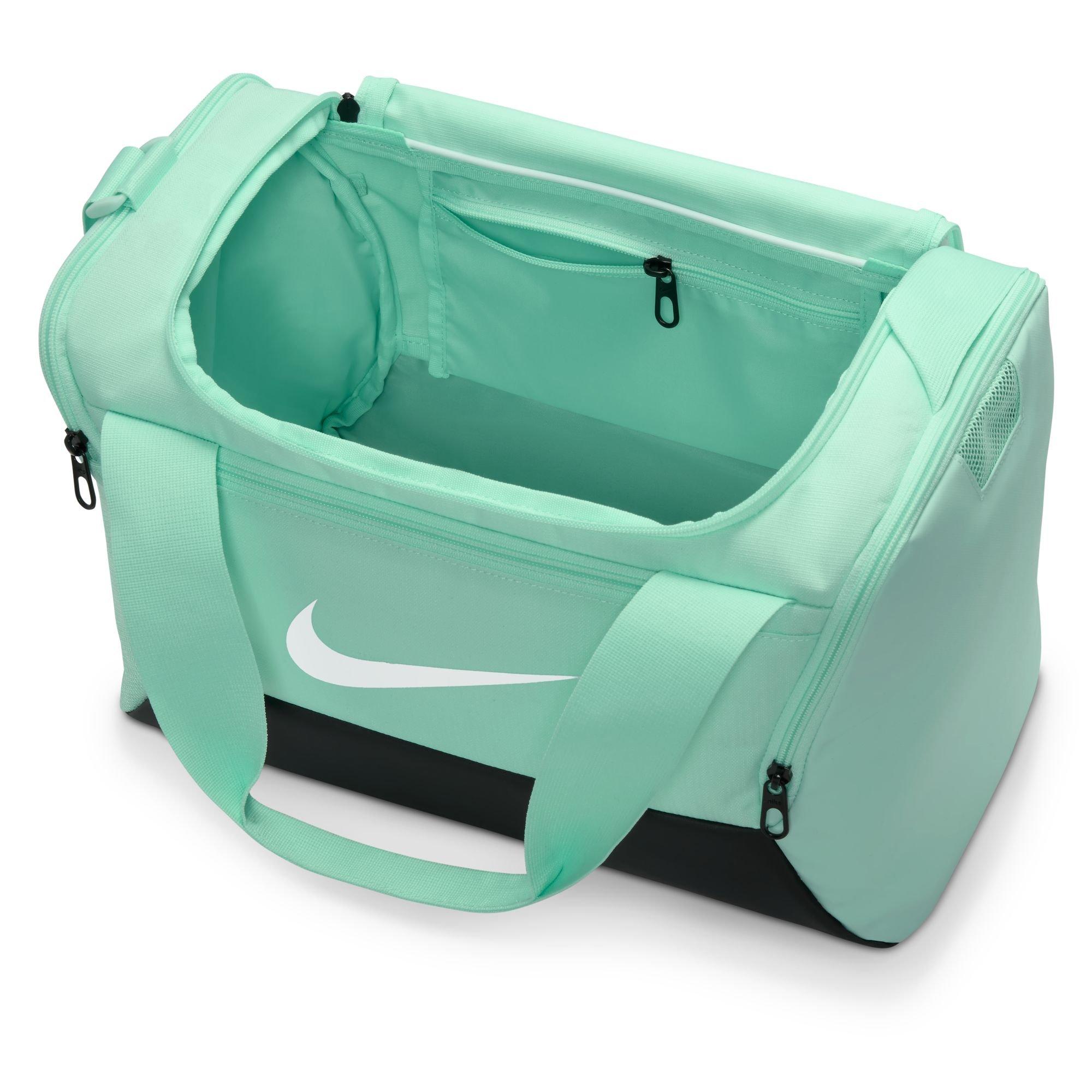 Nike Brasilla 9.5 Training Duffle Bag