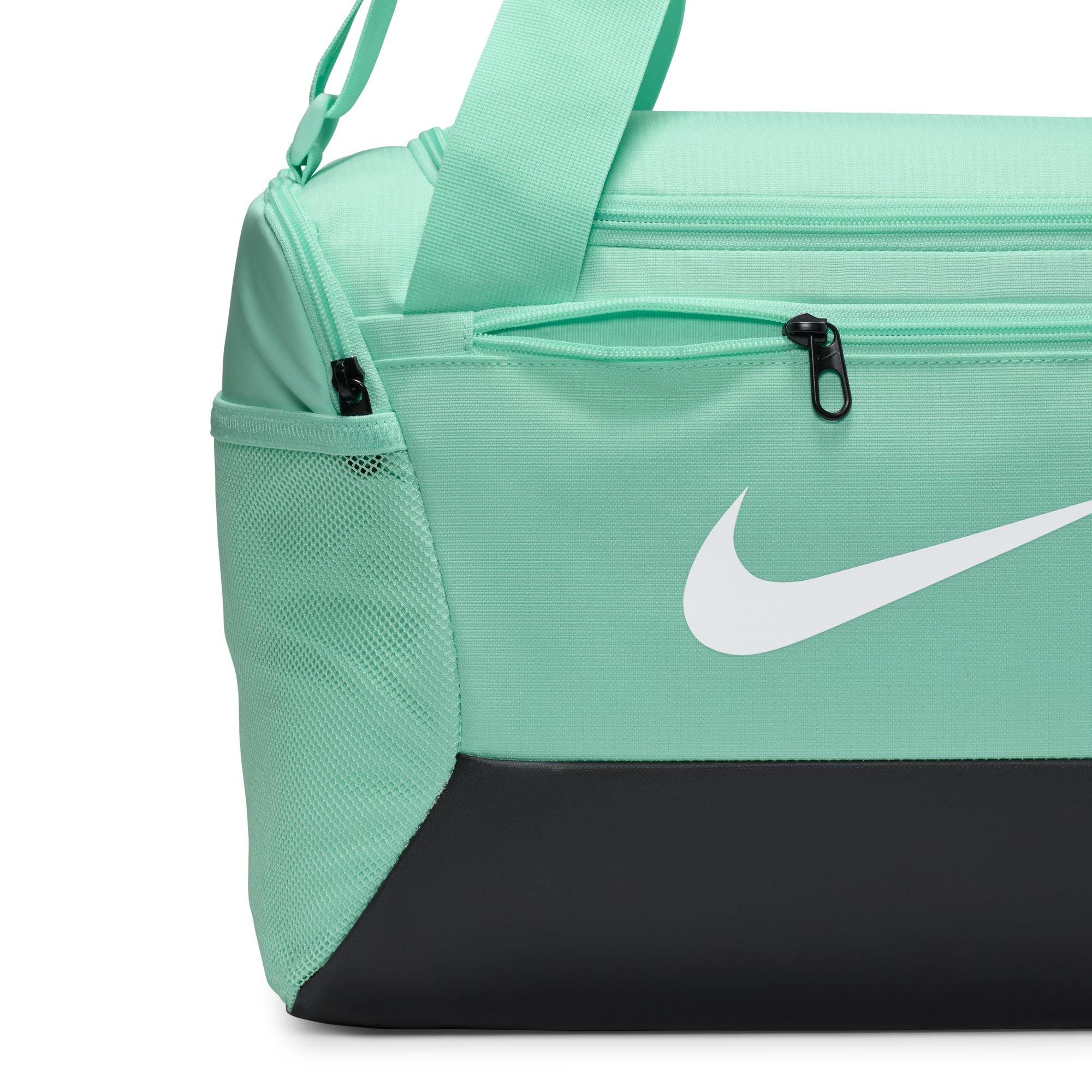 Nike Brasilla 9.5 Training Duffle Bag