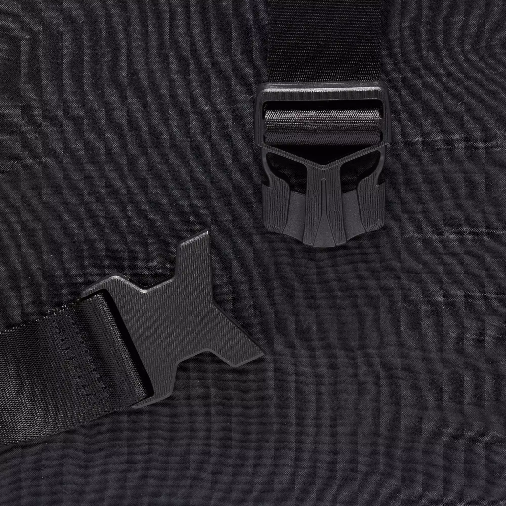 Nike Aura Crossbody Bag 5L - Black/Silver - BLACK