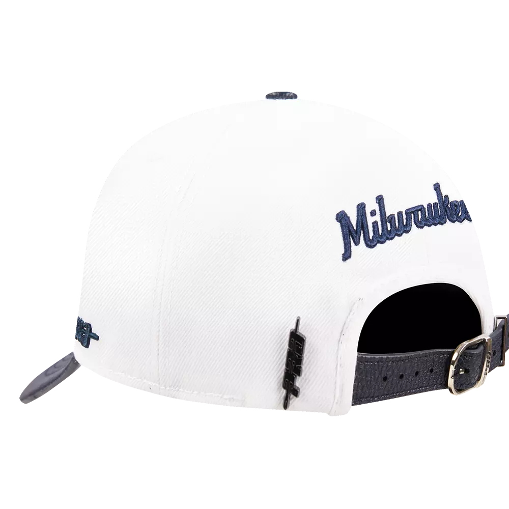Pro Standard Milwaukee Brewers Country Club Snapback Hat-White - WHITE