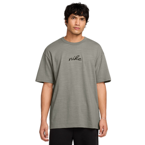 Nike Men's Sportswear Premium Essentials Tee