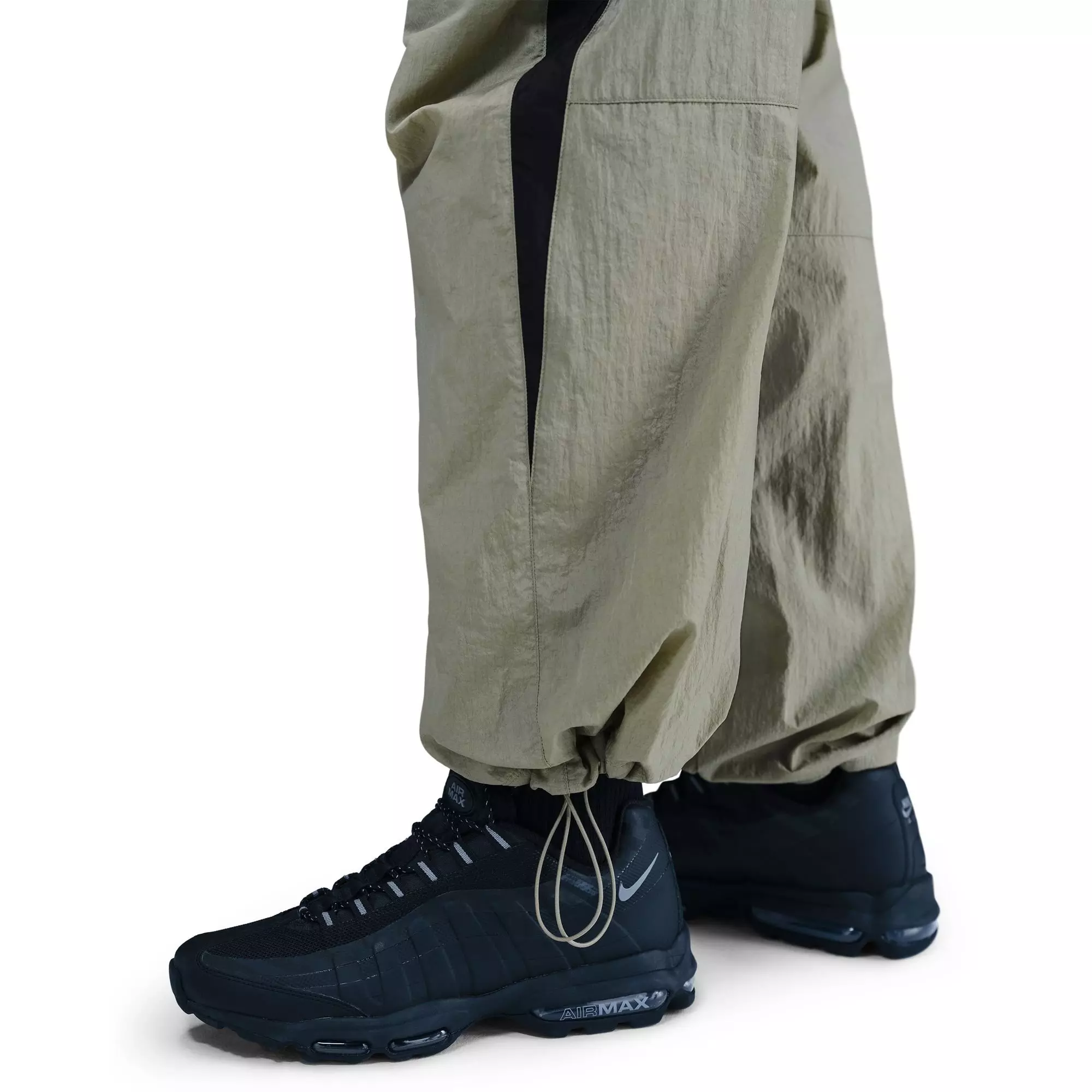 Nike Men's Air Woven Track Pants - GREEN