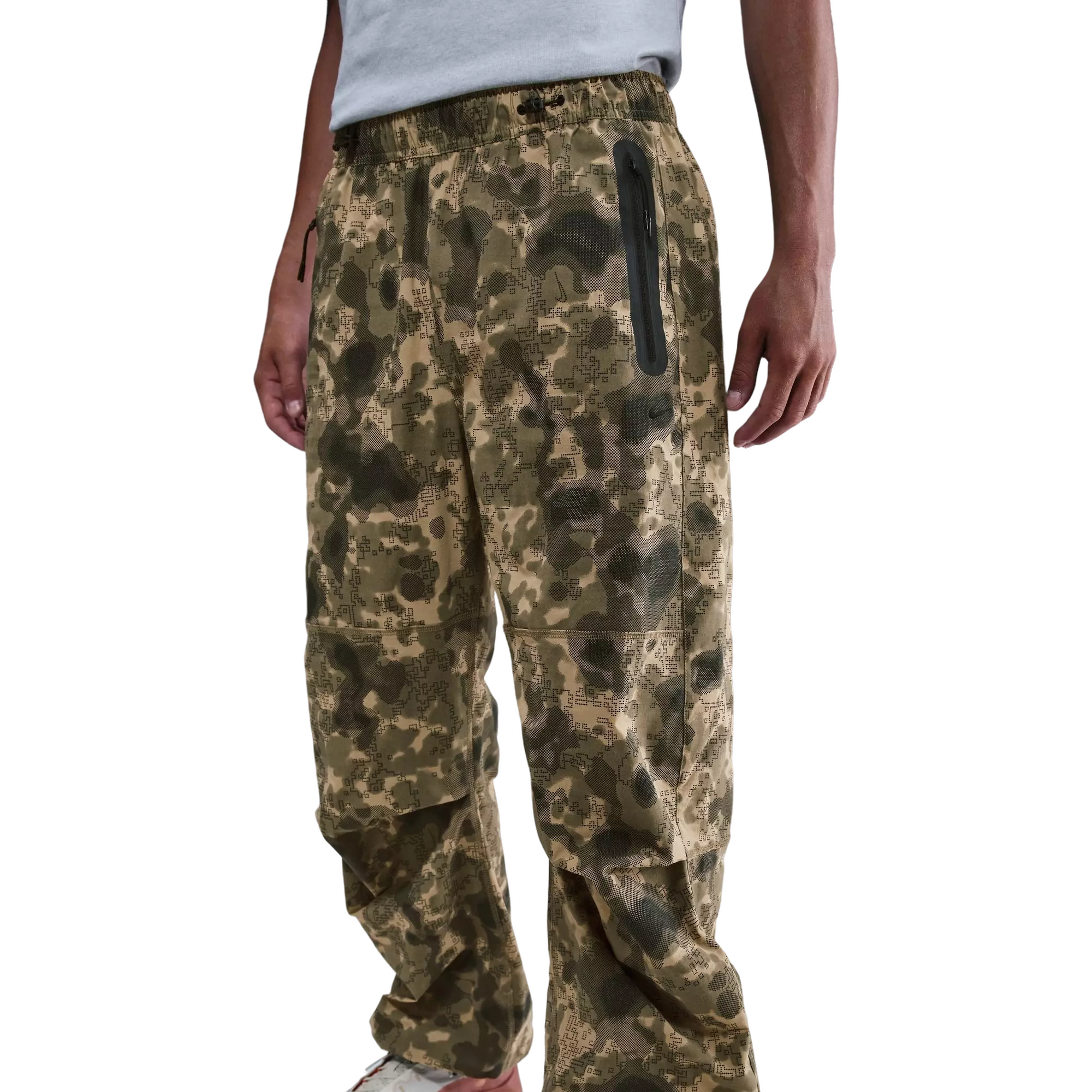 Nike Men's Tech Oversized Woven Pants - OLIVE/BLACK