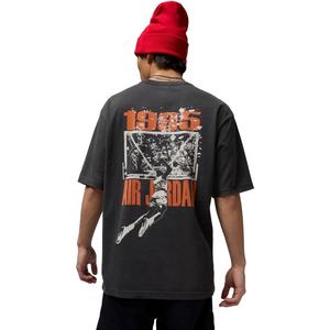 Jordan Men's Brooklyn Oversized Graphic Tee