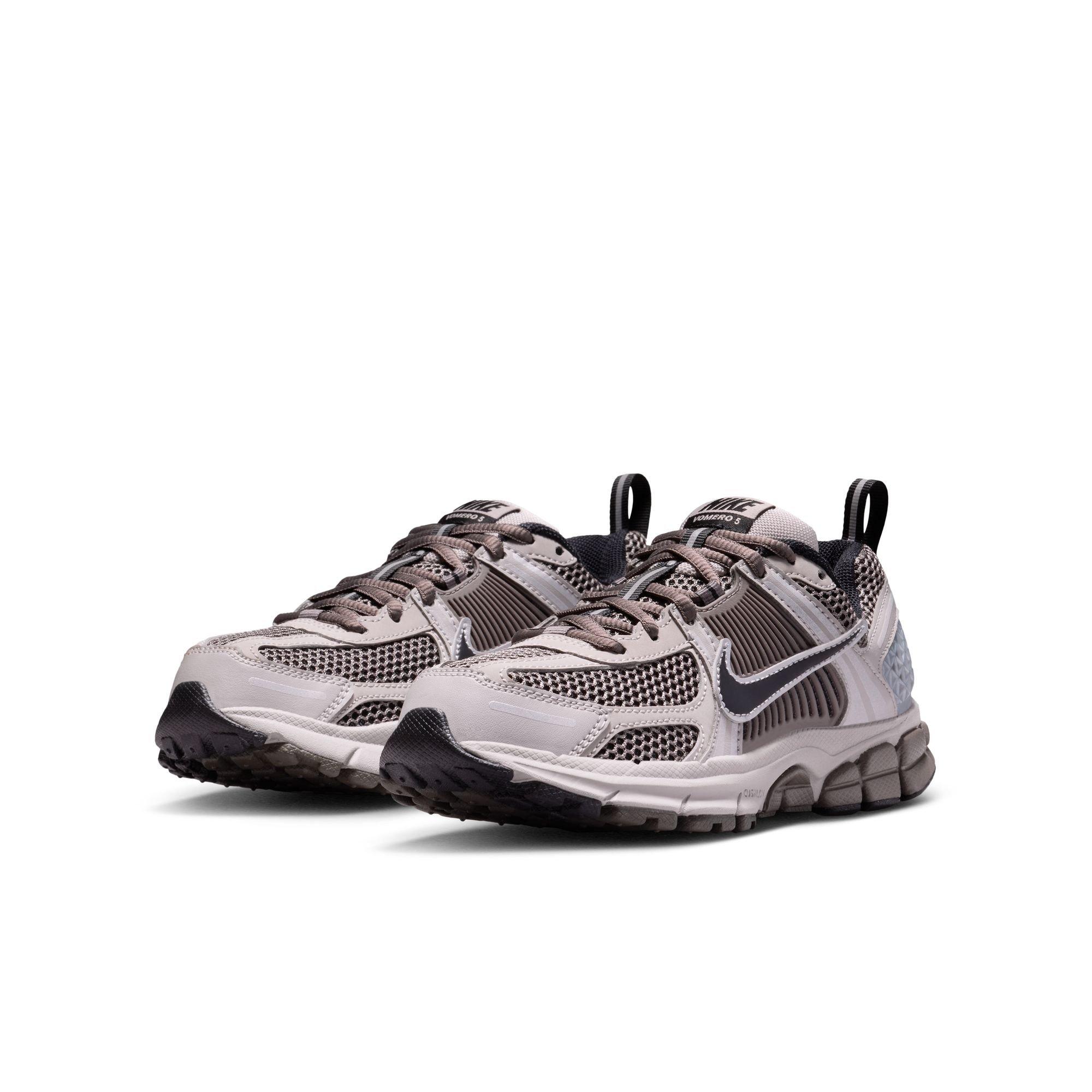 Nike Vomero 5 Grade School Boys' "College Grey/Black/Cave Stone" Shoe
