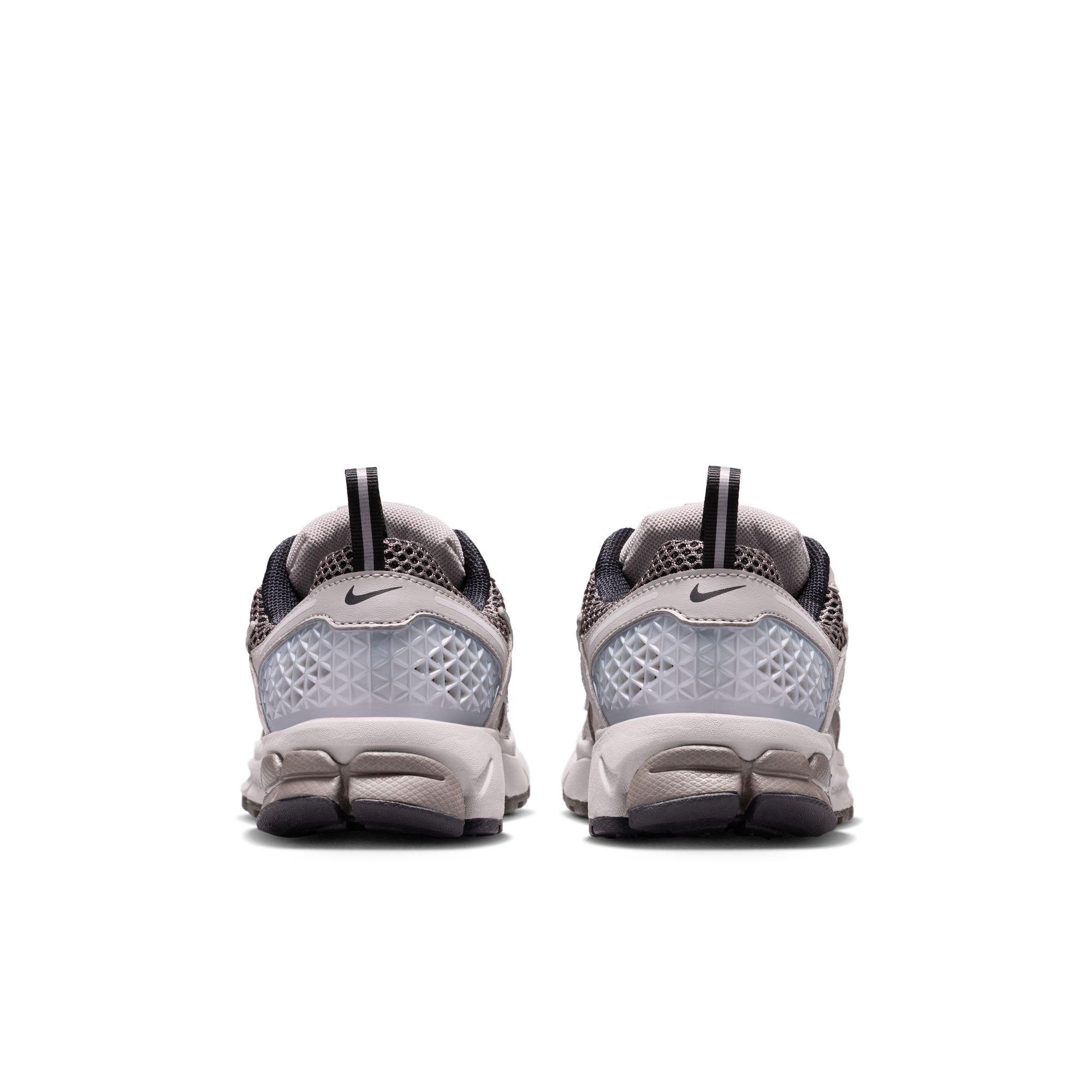 Nike Vomero 5 Grade School Boys' "College Grey/Black/Cave Stone" Shoe