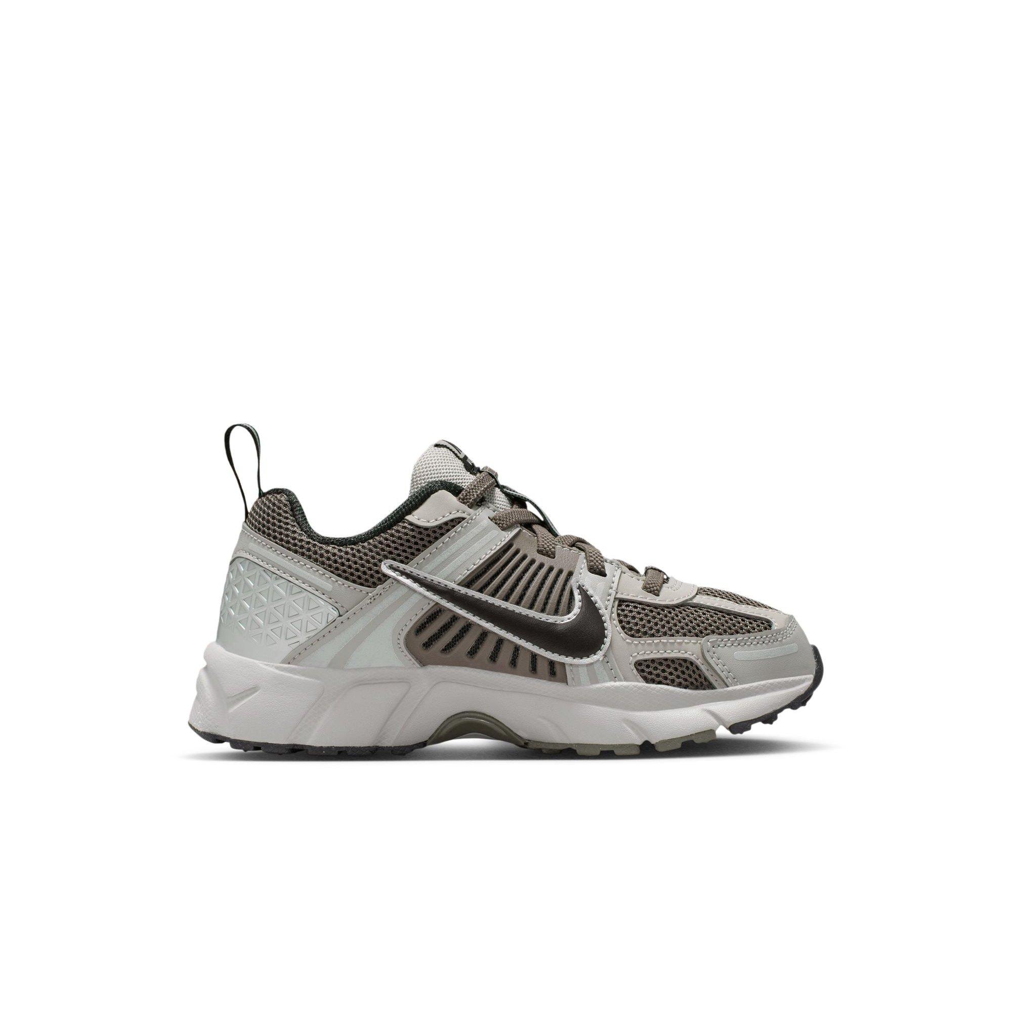Nike Vomero 5 Preschool Boys' "College Grey/Black/Cave Stone" Shoe