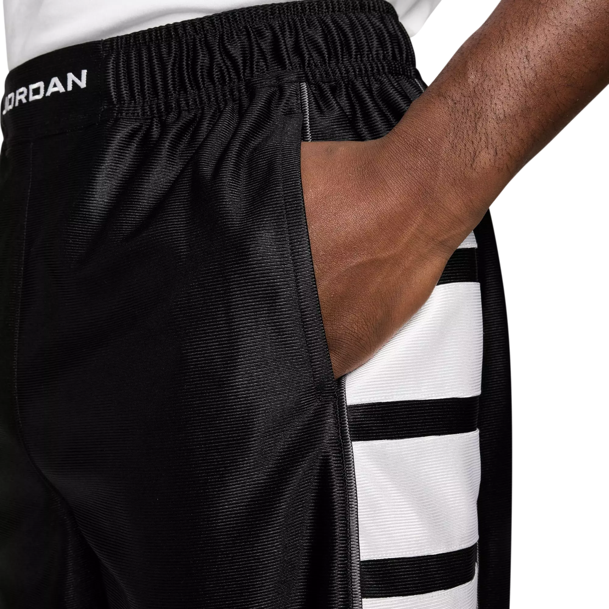Jordan Men's Brooklyn Cat Scratch Shorts - BLACK/WHITE
