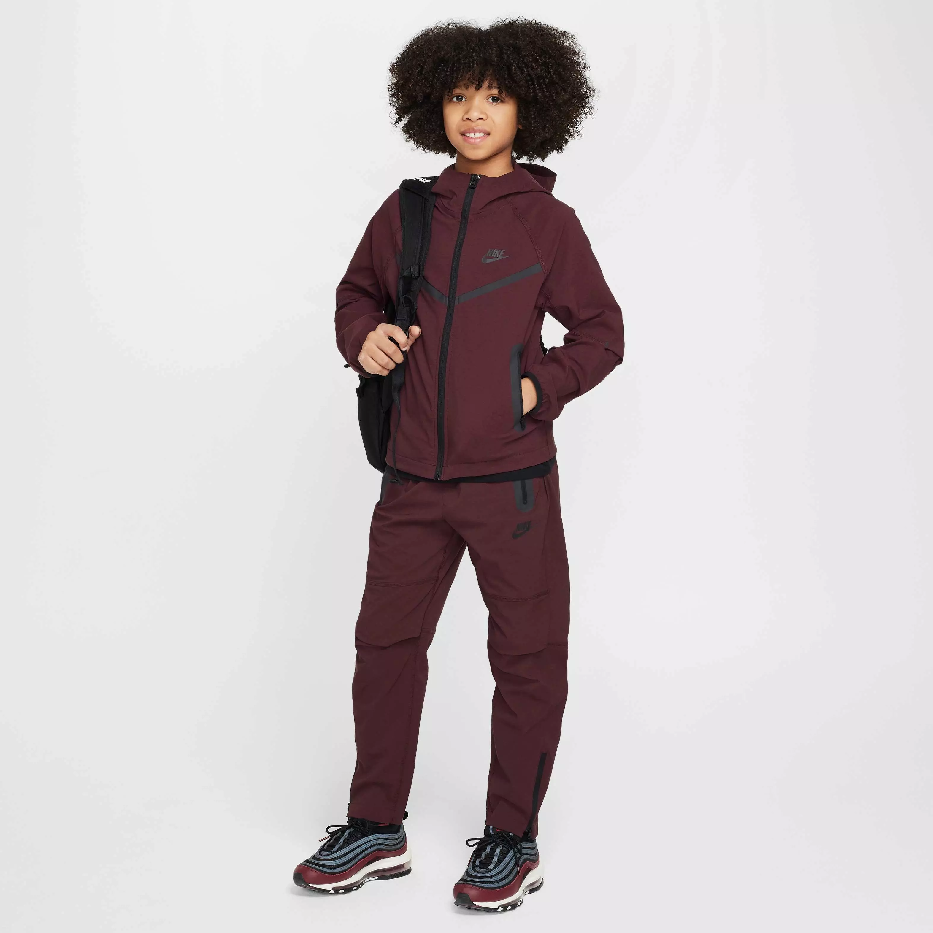 Nike Big Boys' Tech Woven Jacket - BURGUNDY
