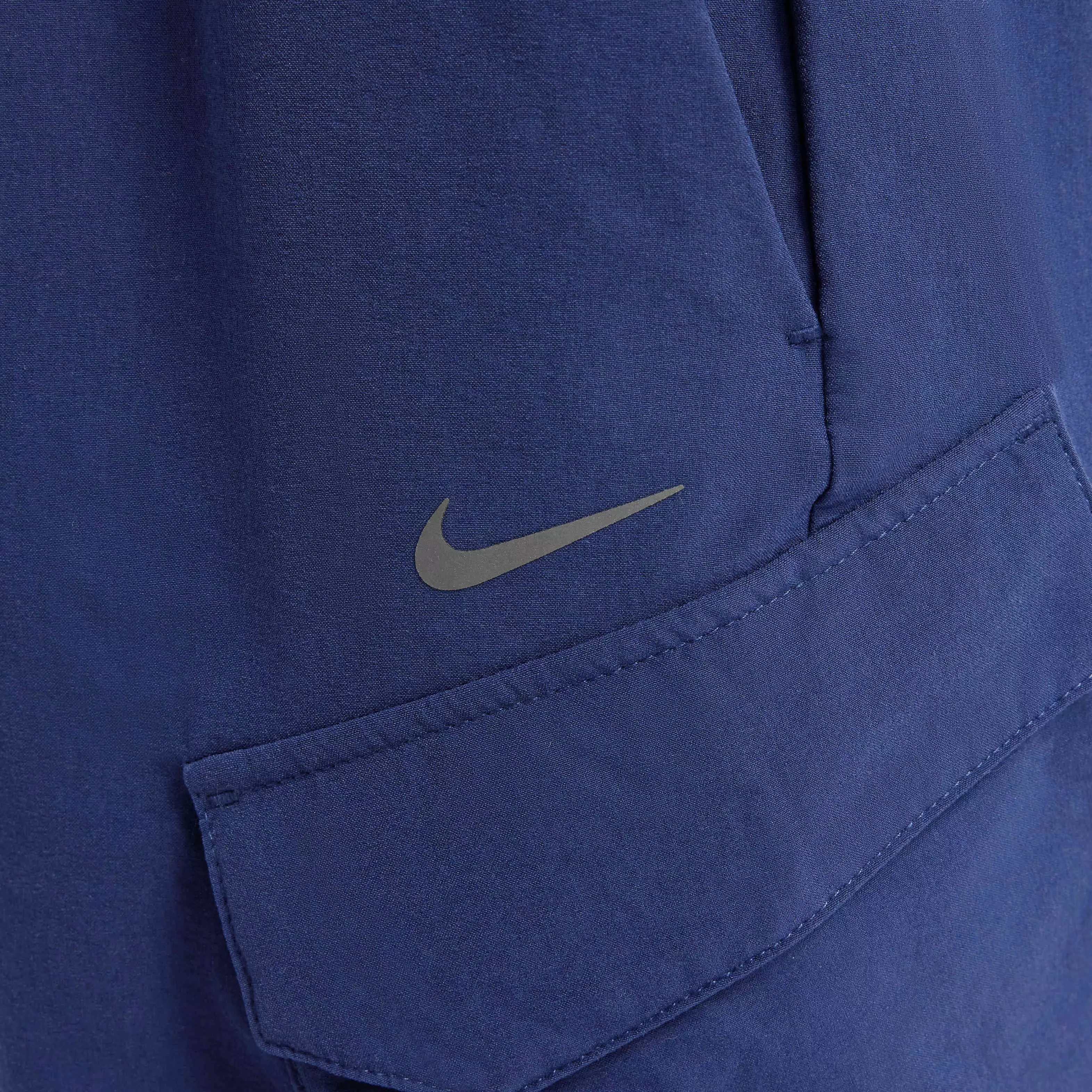 Nike Big Kids' Sportswear City Utility Cargo Shorts - NAVY