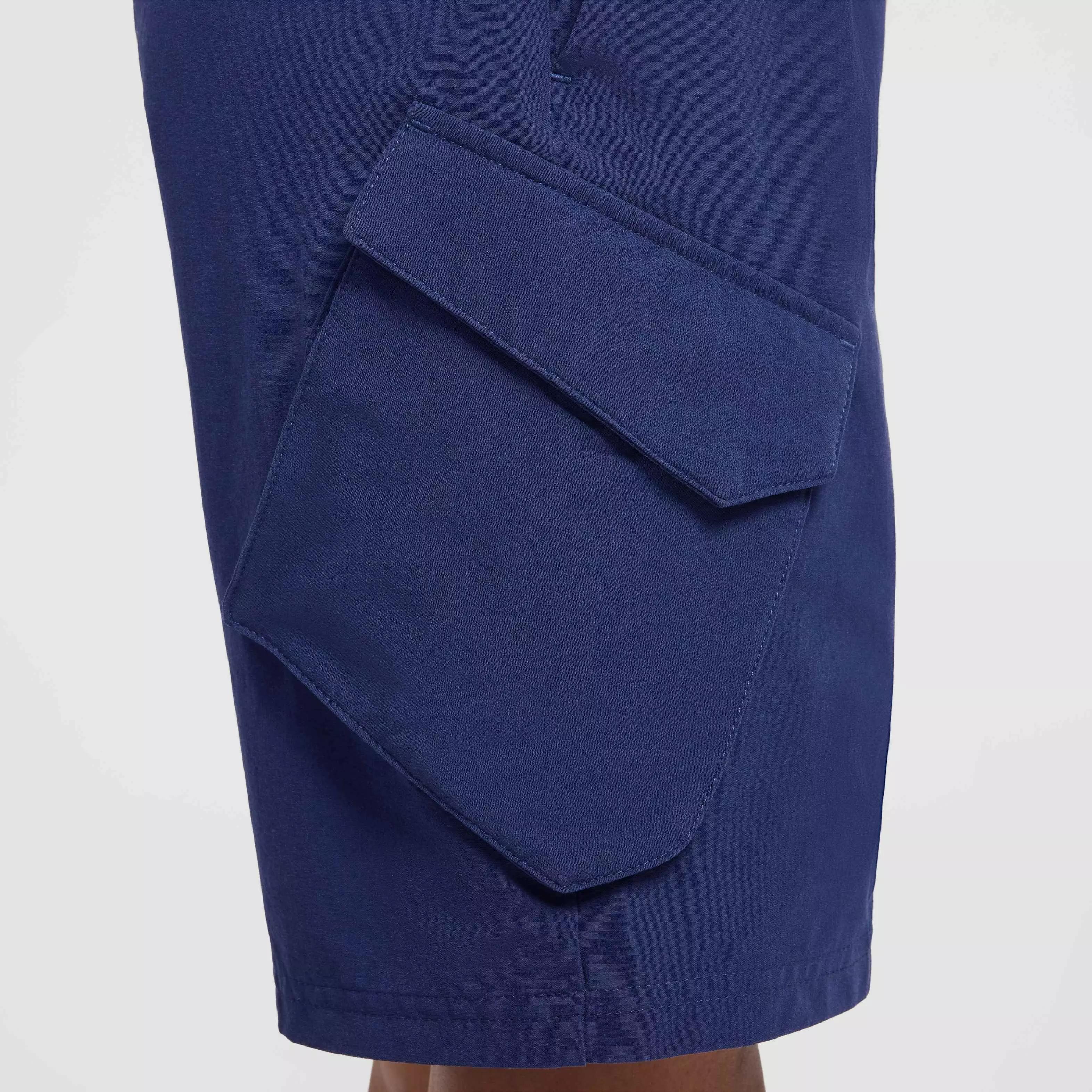 Nike Big Kids' Sportswear City Utility Cargo Shorts - NAVY