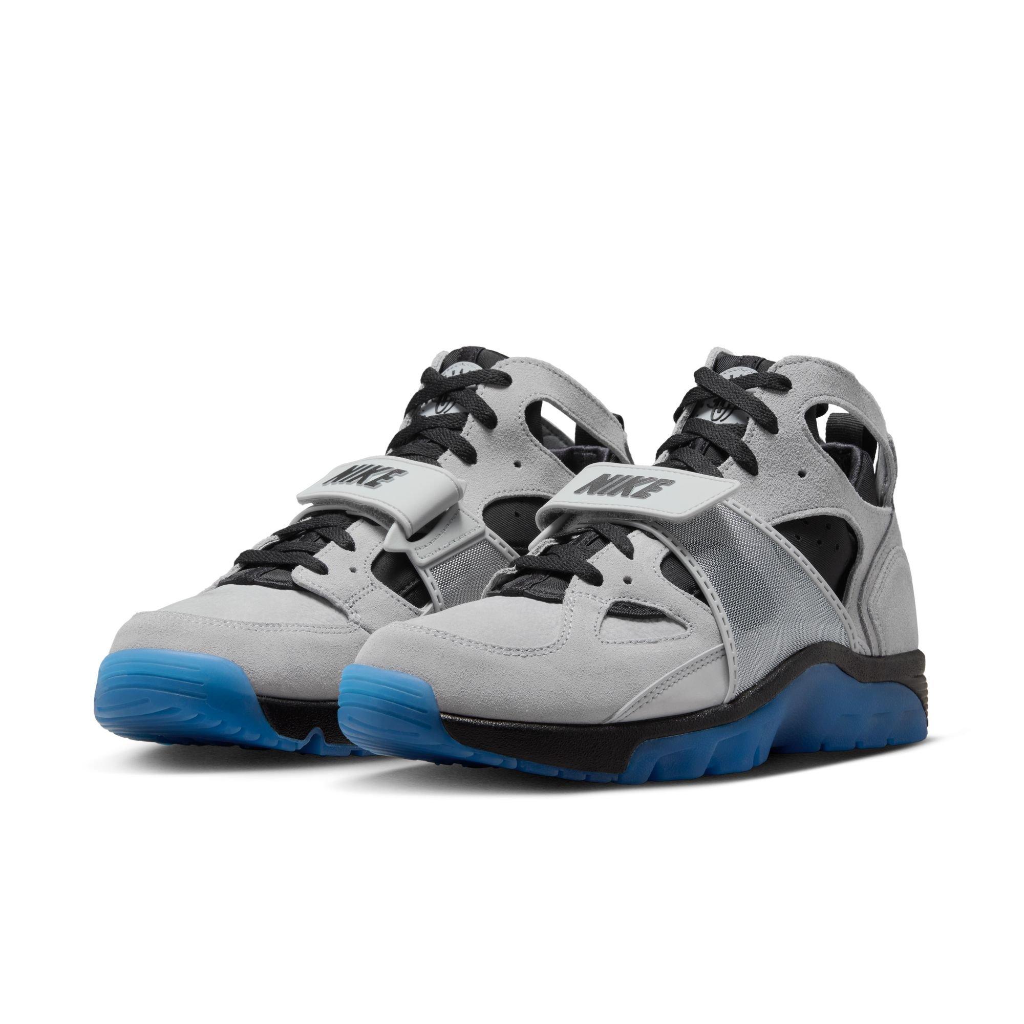 Nike Air Trainer Huarache "Cool Grey" Men's Shoe - WOLF GREY/STAR BLUE/BLACK Thumbnail View 3