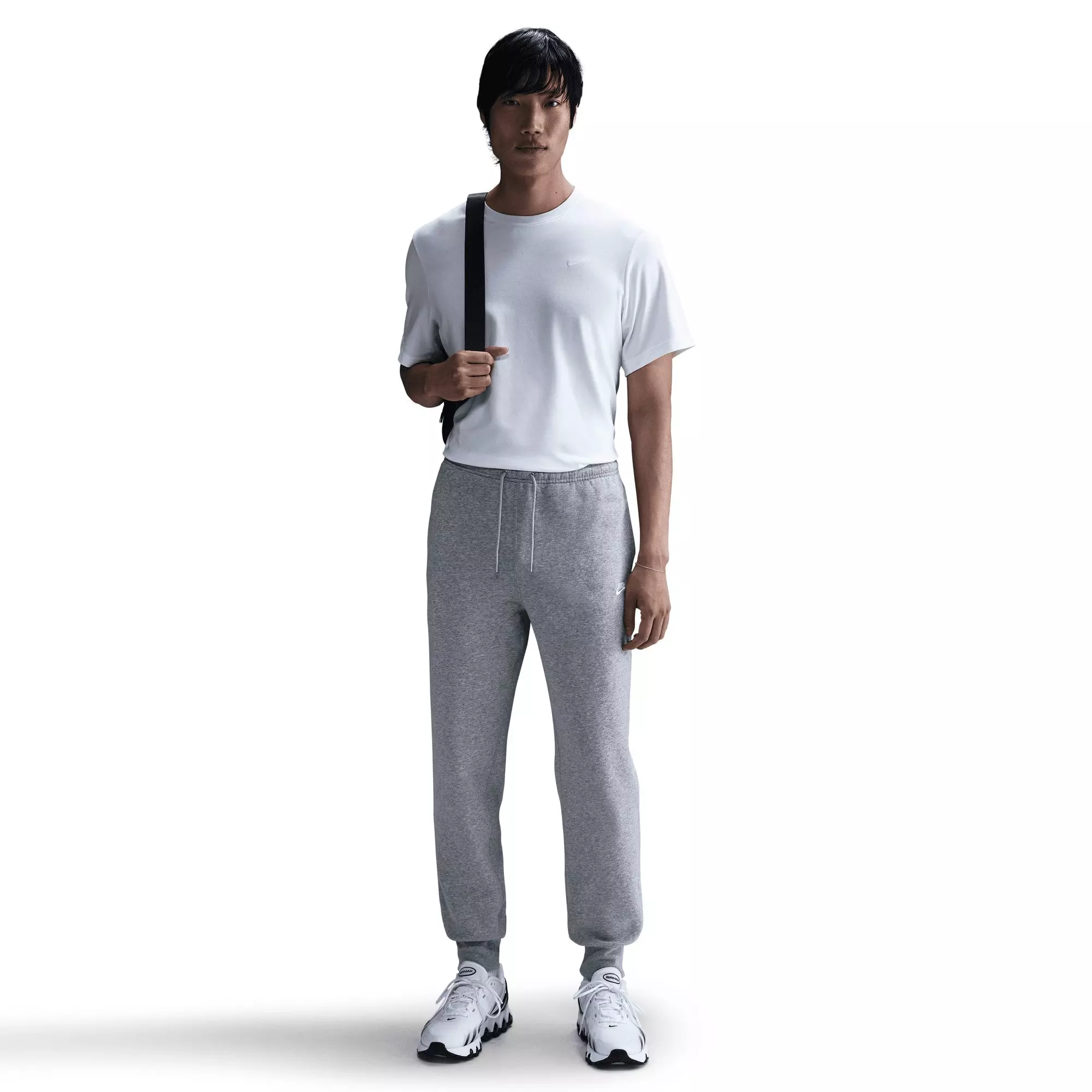 Nike Men's Club Joggers - Grey - GREY