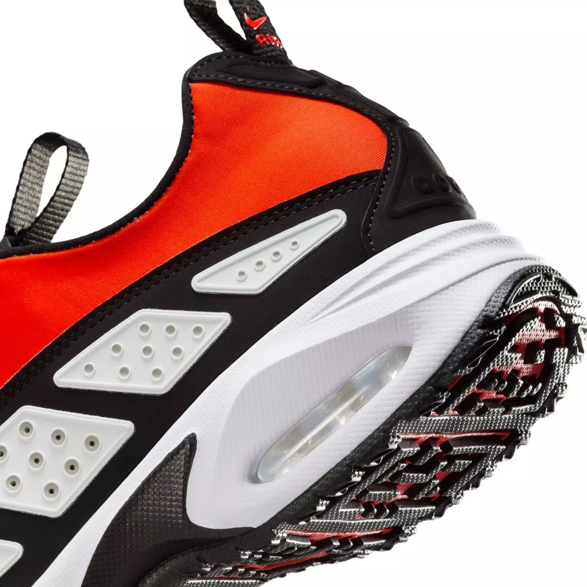 Nike Air Max SNDR "Bright Crimson/Black/Bright Ceramic" Women's Shoe - BLACK/ORANGE