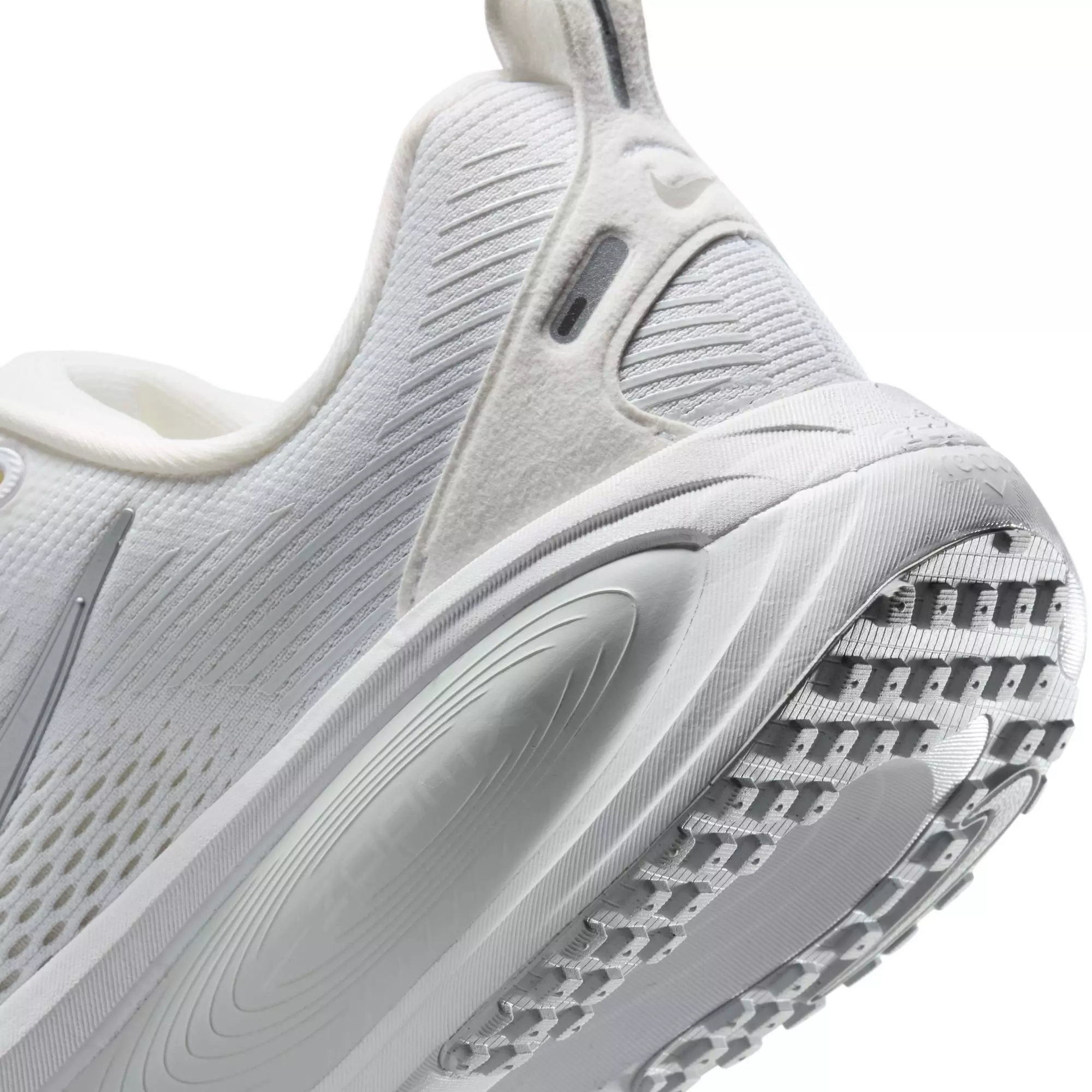 Nike Vomero 18 "White/Metallic Silver/Photon Dust" Women's Shoe - WHITE/SILVER