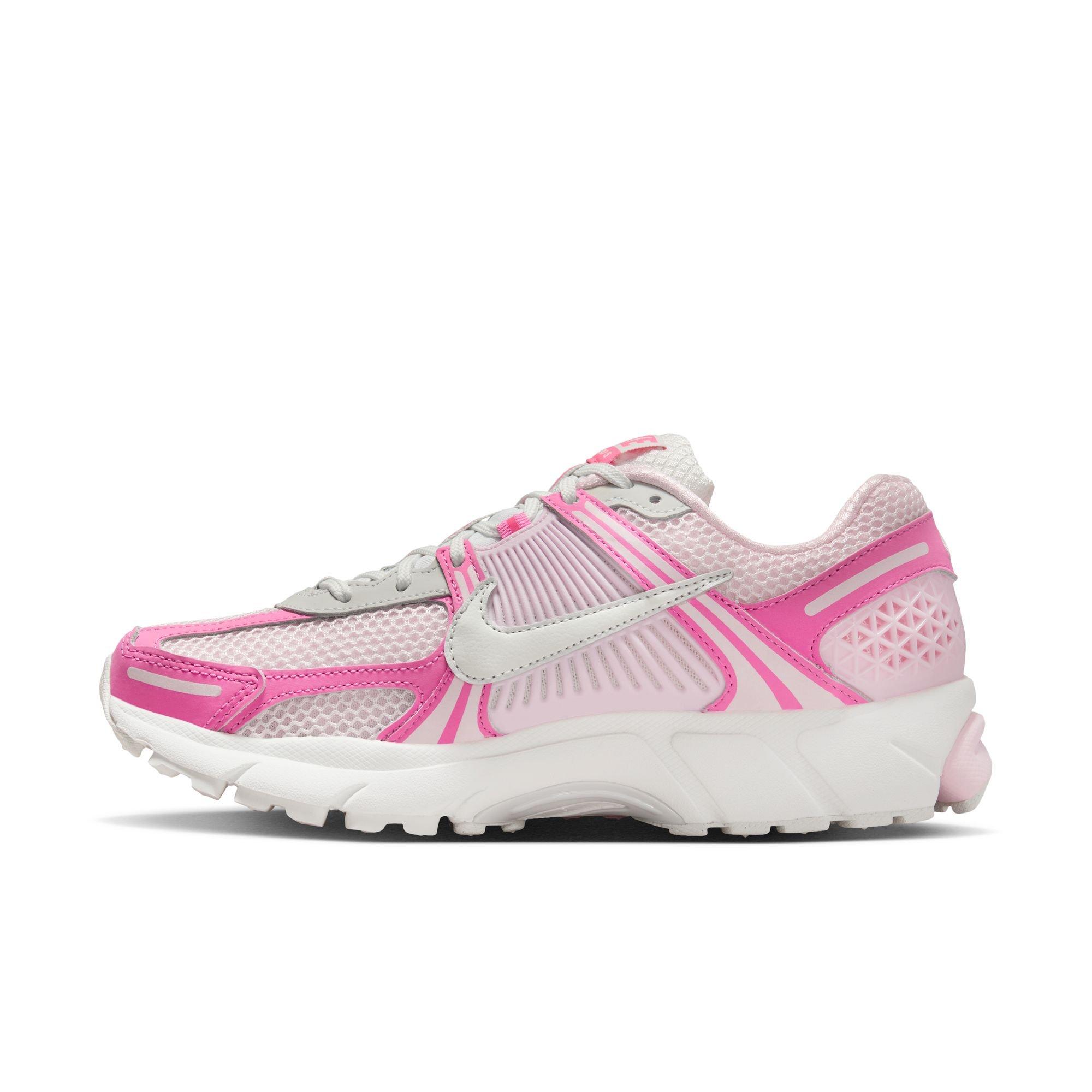 Nike Zoom Vomero 5 "Hyper Pink/Summit White/Pink Foam" Women's Shoe - PINK/WHITE Thumbnail View 4