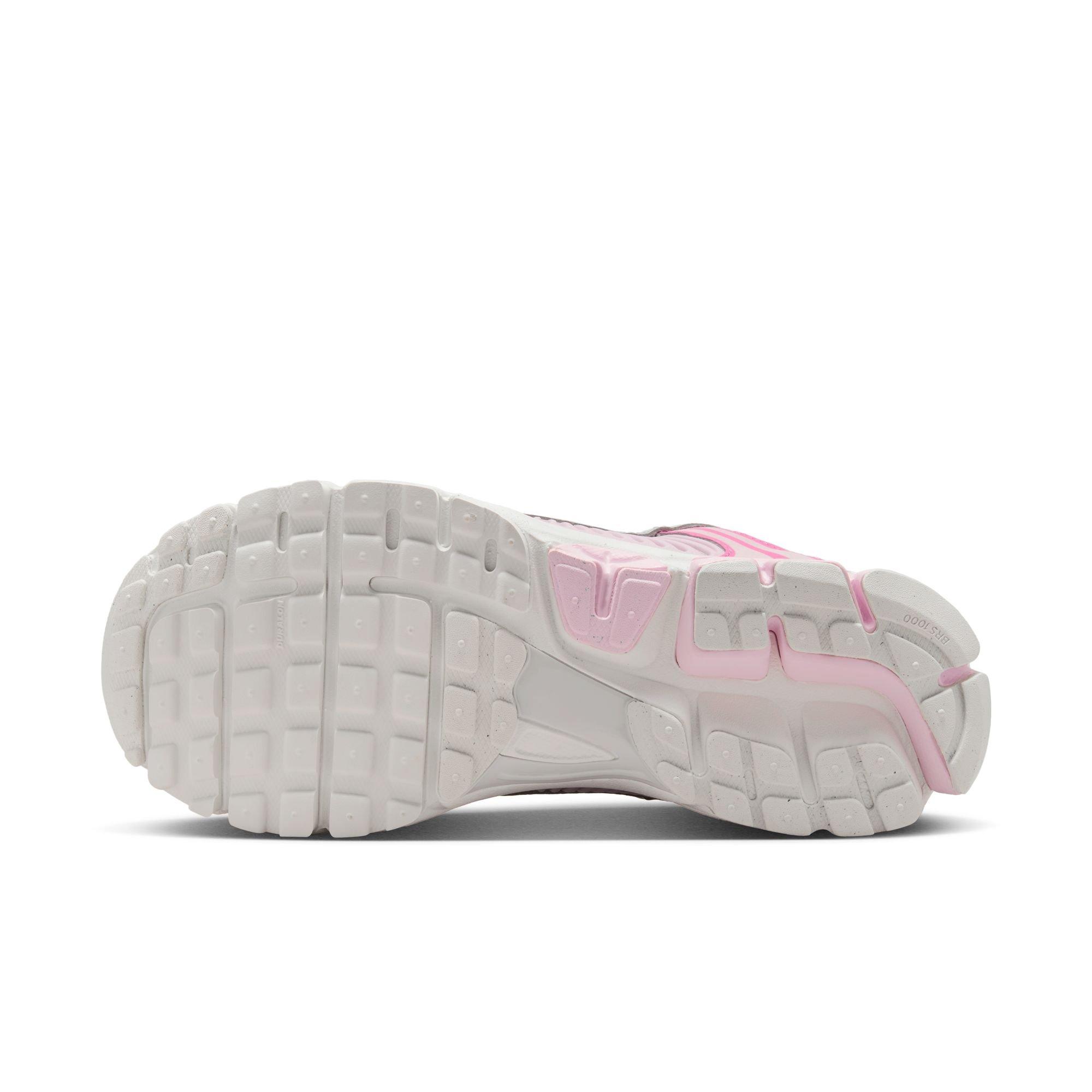 Nike Zoom Vomero 5 "Hyper Pink/Summit White/Pink Foam" Women's Shoe - PINK/WHITE Thumbnail View 8