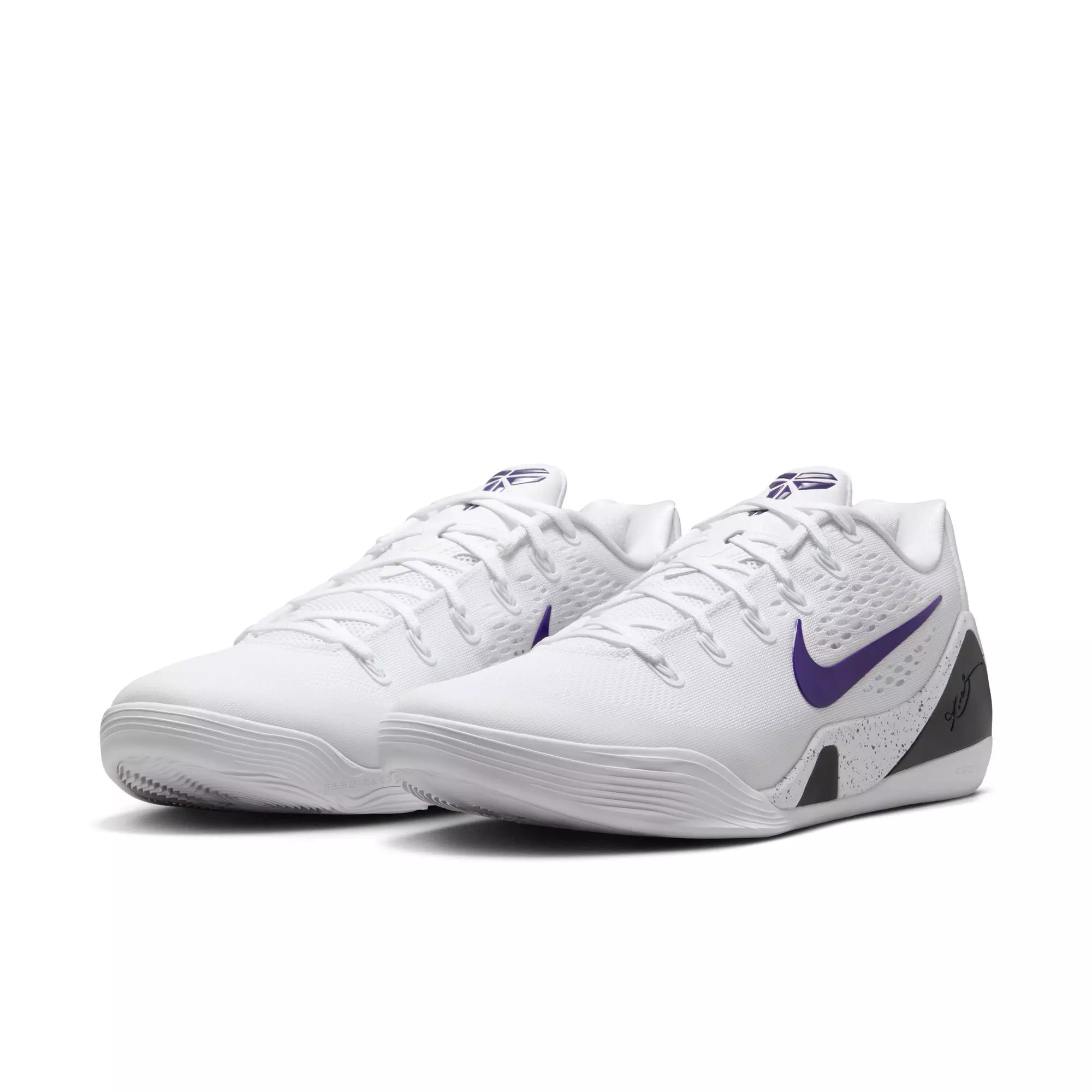 Nike Kobe IX "Court Purple" Men's Basketball Shoe - WHITE/COURT PURPLE