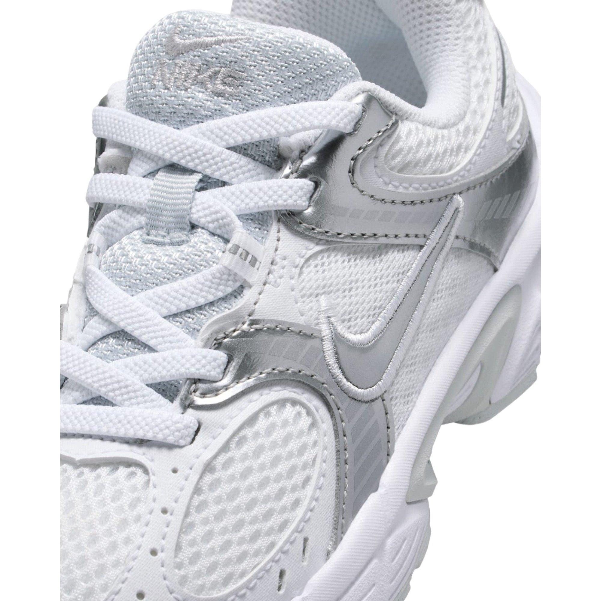 Nike V5 RNR "White/Pure Platinum/Metallic Silver" Preschool Girls' Shoe - WHITE Thumbnail View 7