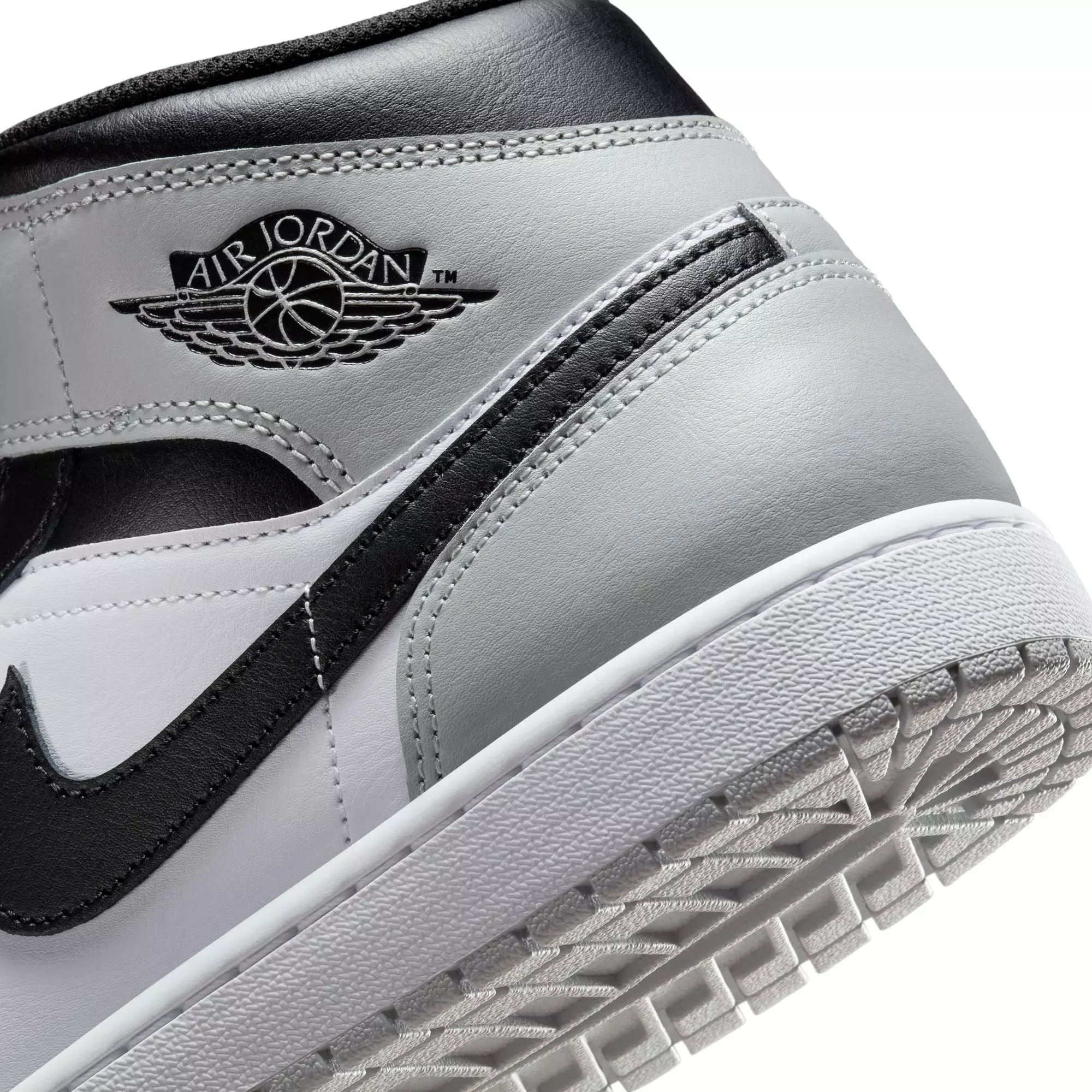 Jordan 1 Mid "White/Black/Lt Smoke Grey" Men's Shoe - WHITE/BLACK/GREY