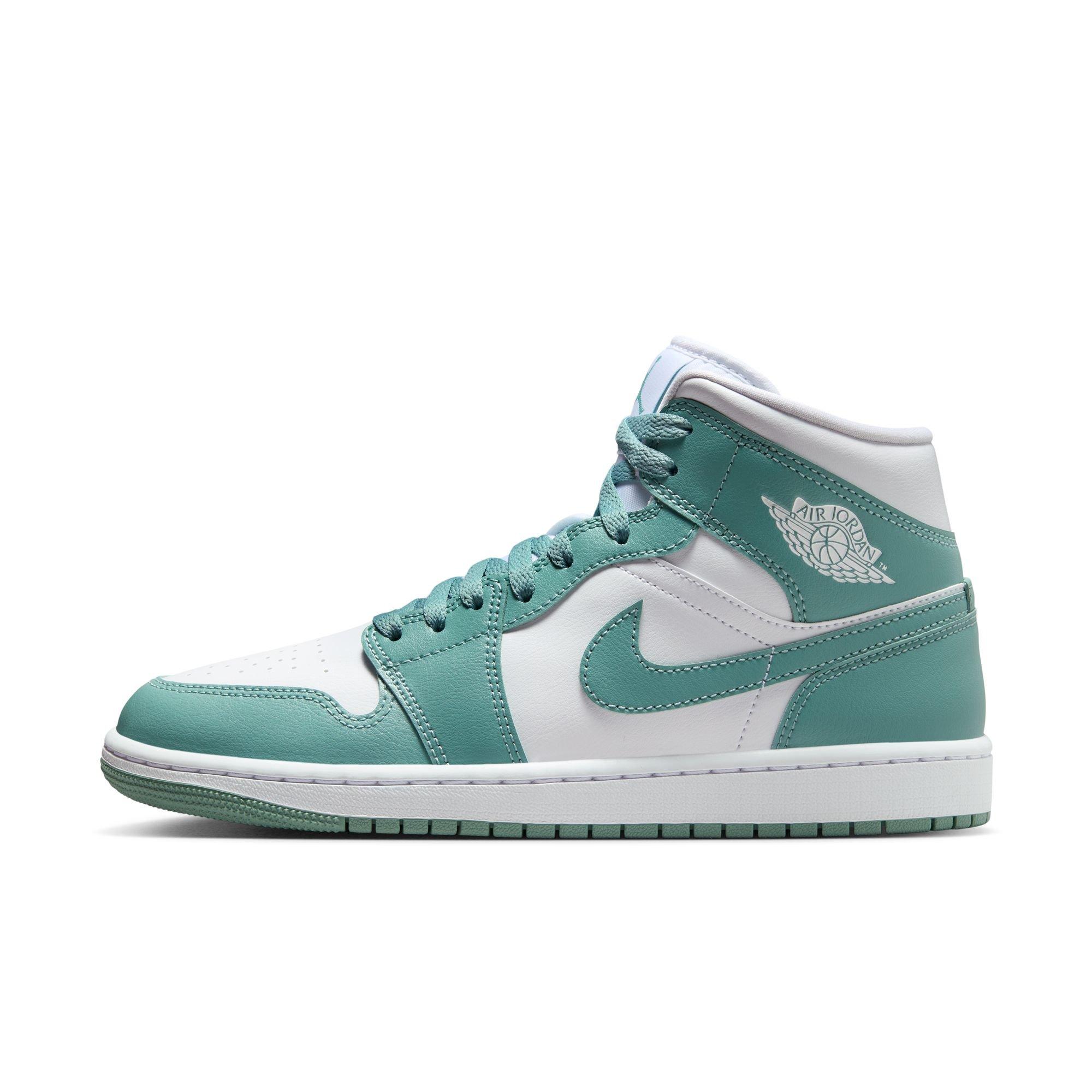 Jordan 1 Mid "White/Cannon" Women's Shoe - WHITE/GREEN Thumbnail View 3