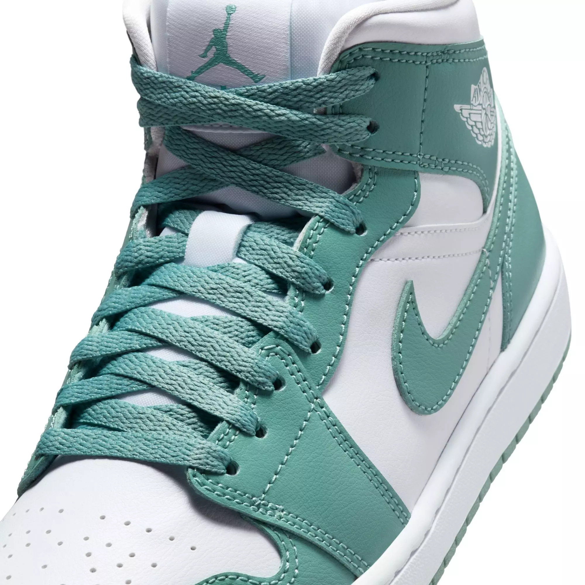 Jordan 1 Mid "White/Cannon" Women's Shoe - WHITE/GREEN