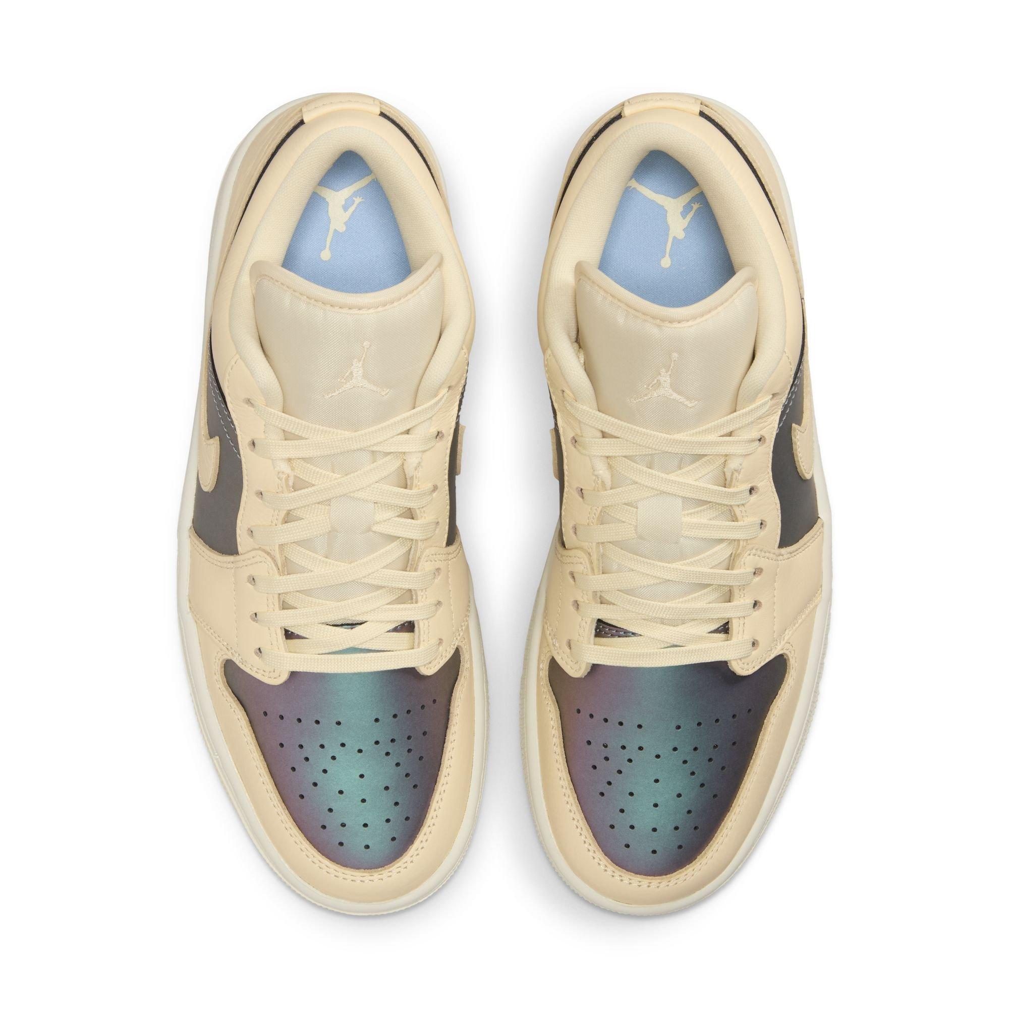 Jordan 1 Low SE "Muslin/Sail/Royal Tint" Women's Shoe - BLUE Thumbnail View 6