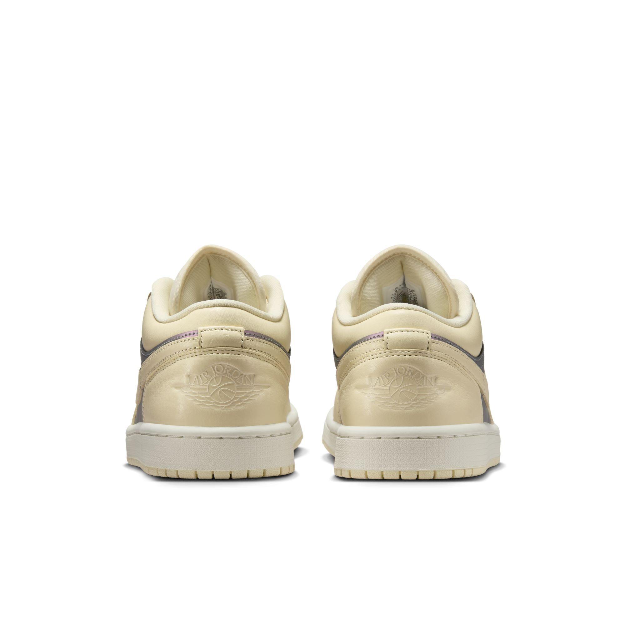 Jordan 1 Low SE "Muslin/Sail/Royal Tint" Women's Shoe - BLUE Thumbnail View 7