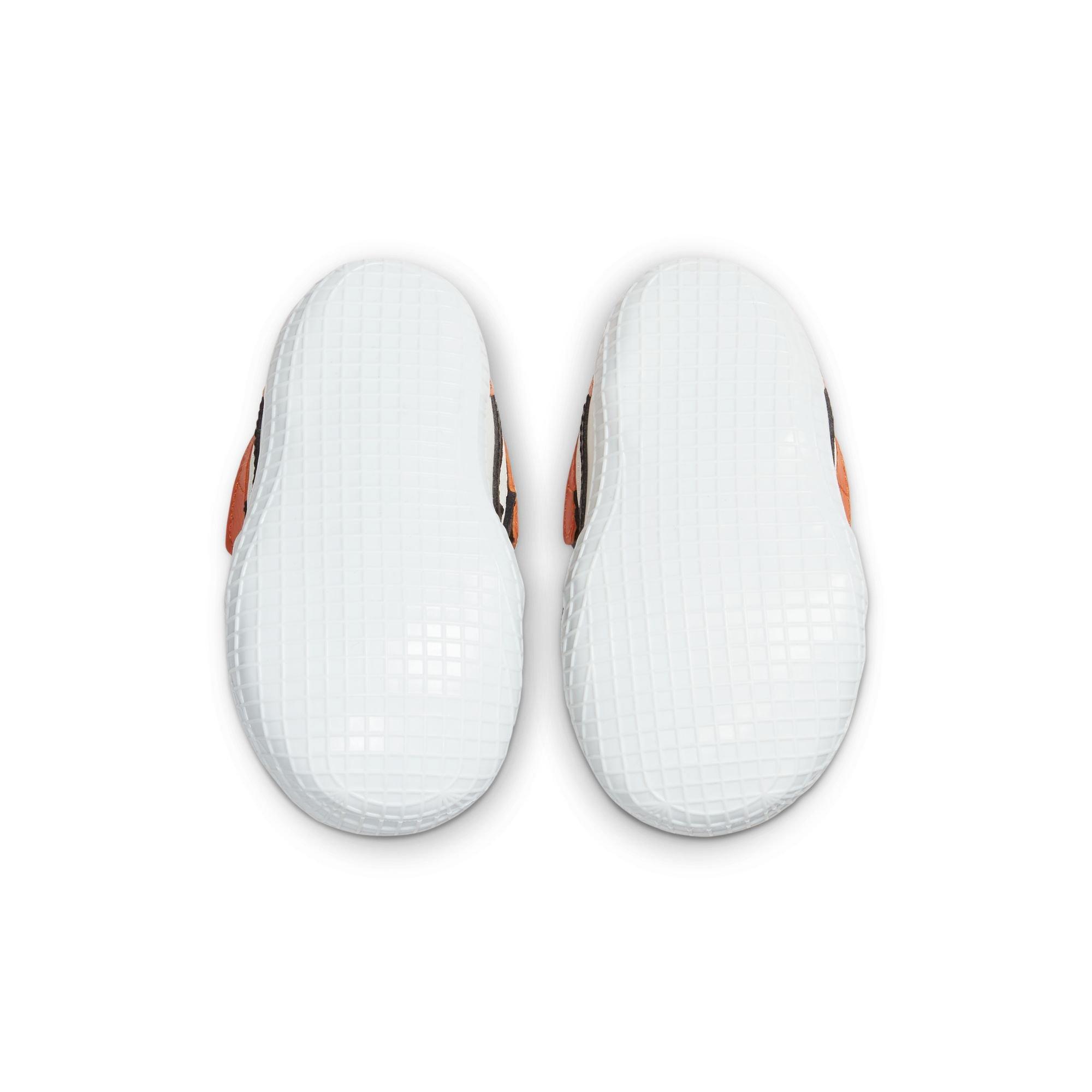 Jordan 1 "Sail/Black/Starfish" Baby Crib Bootie - BLACK/ORANGE Thumbnail View 6