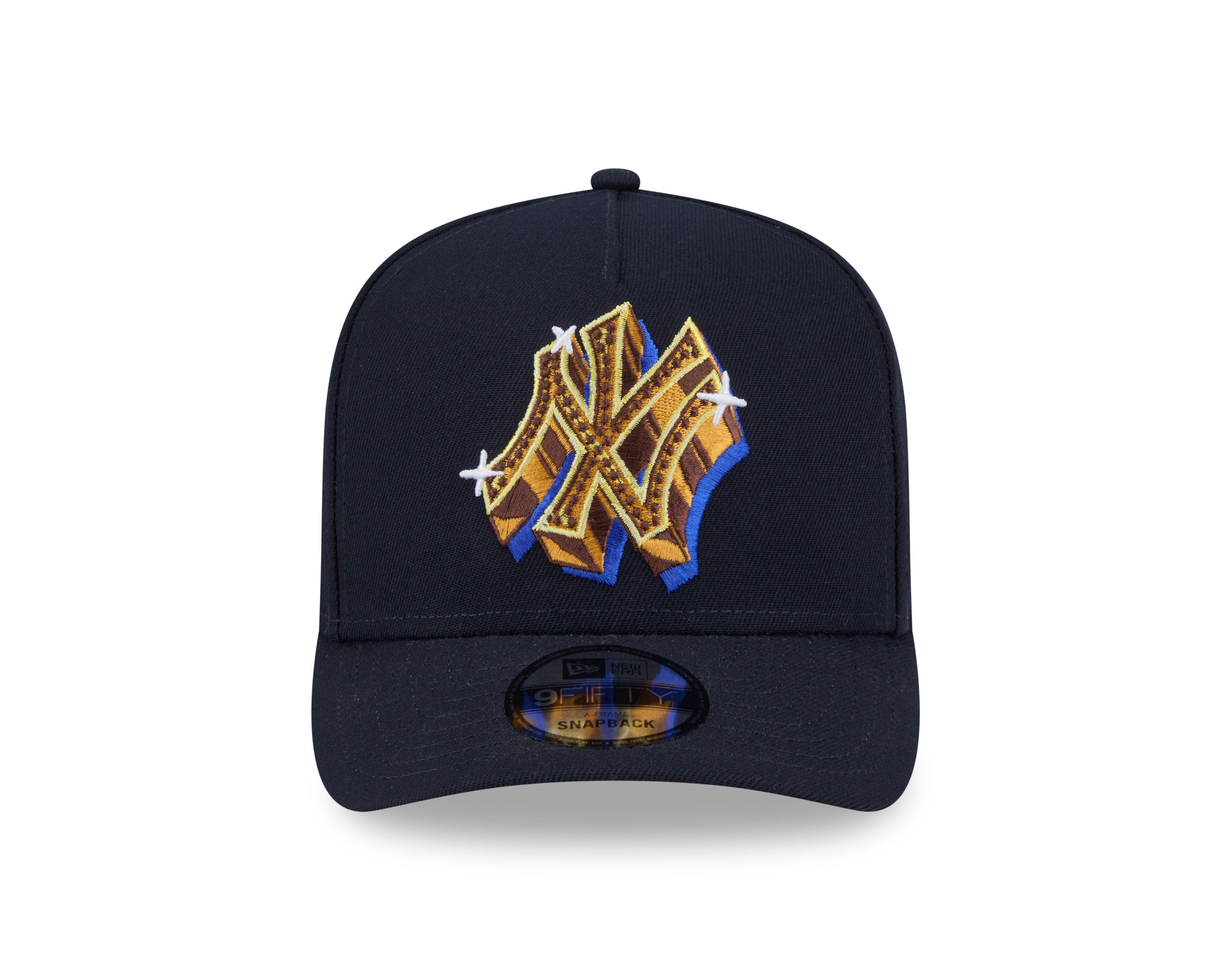 New Era New York Yankees 9FIFTY Emblem Blue Snapback Hat