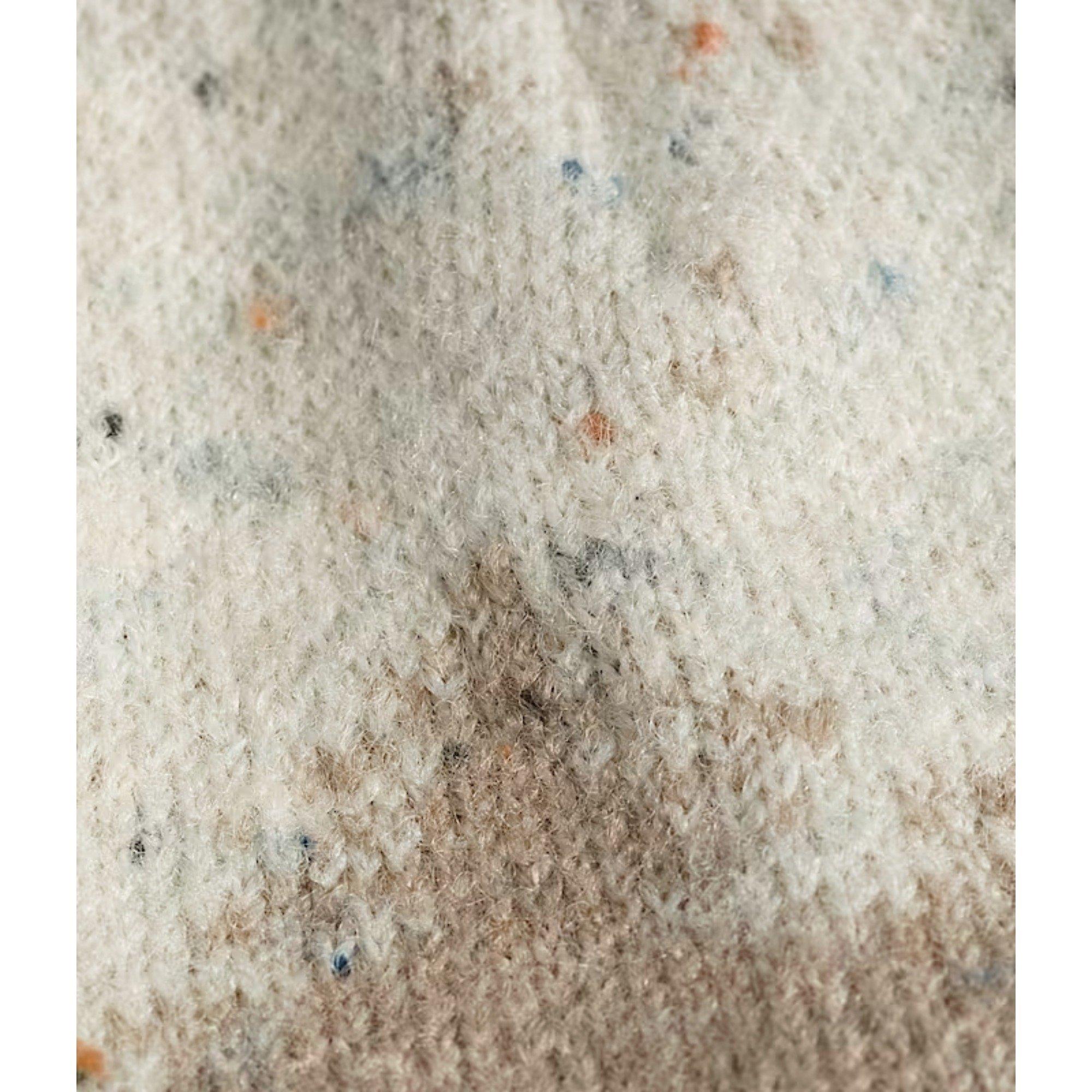 The North Face Women's Cabin Mountainscape Beanie - GREY/WHITE Thumbnail View 2