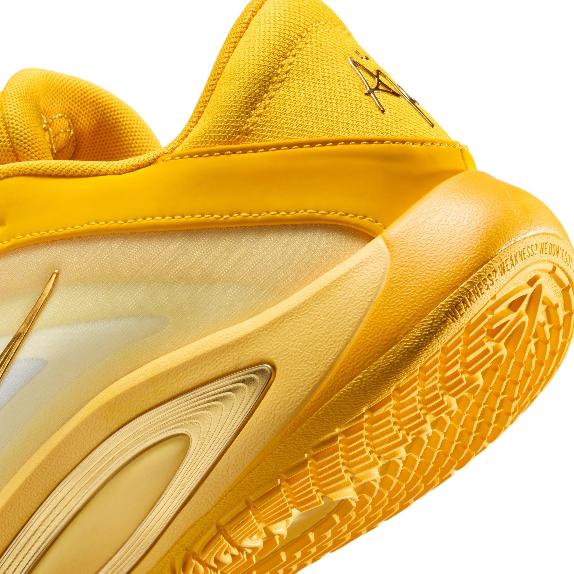 Nike A'One "Sunrise" Basketball Shoe - UNIVERSITY GOLD/METALLIC GOLD/TOPAZ GOLD Thumbnail View 5