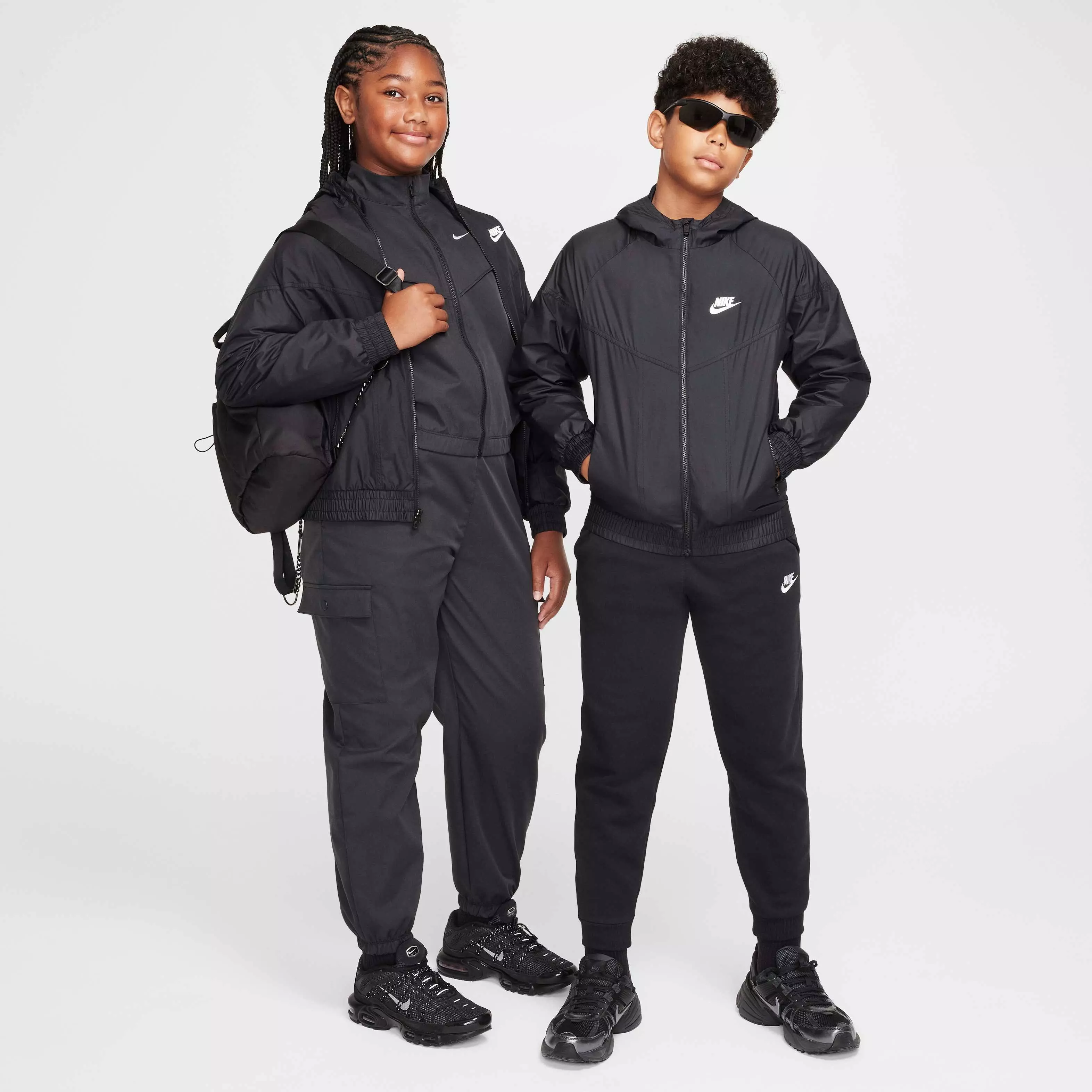 Nike Big Kids' Sportswear Repel Windrunner Hooded Jacket -Black - BLACK