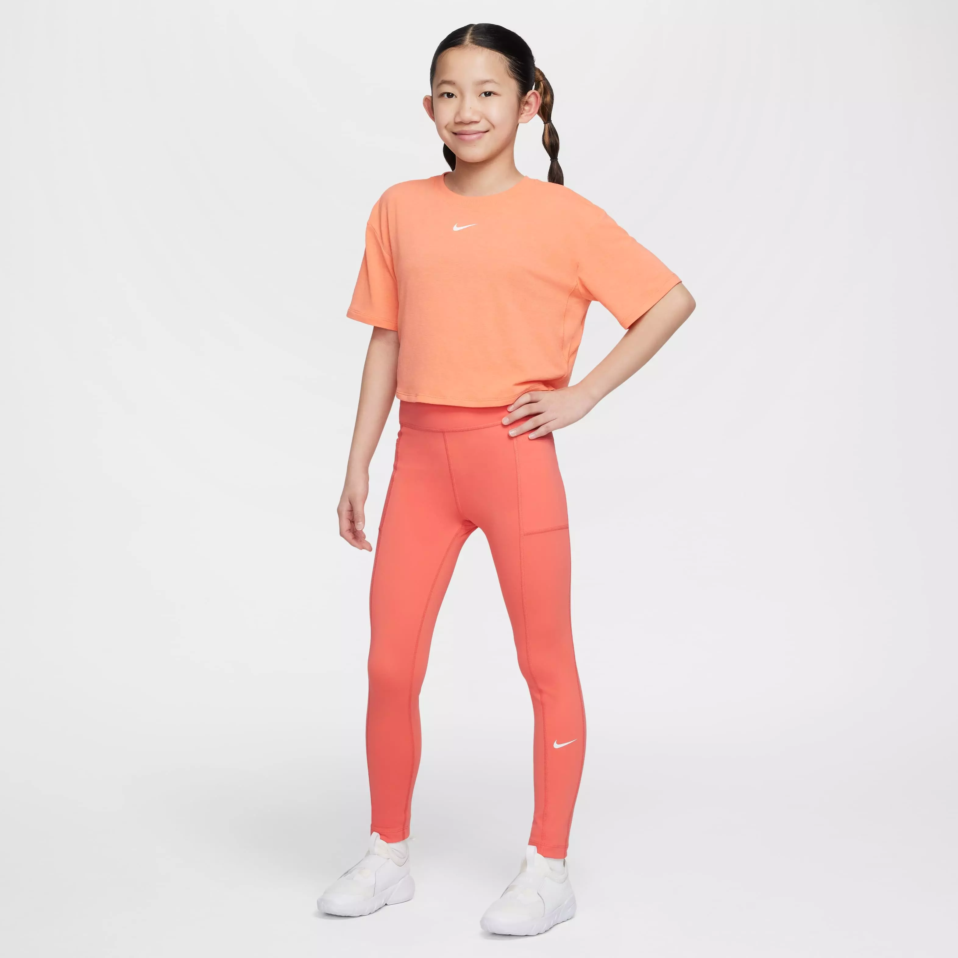 Nike One Big Girls' Dri-FIT High-Waisted Leggings with Pockets -Orange - ORANGE