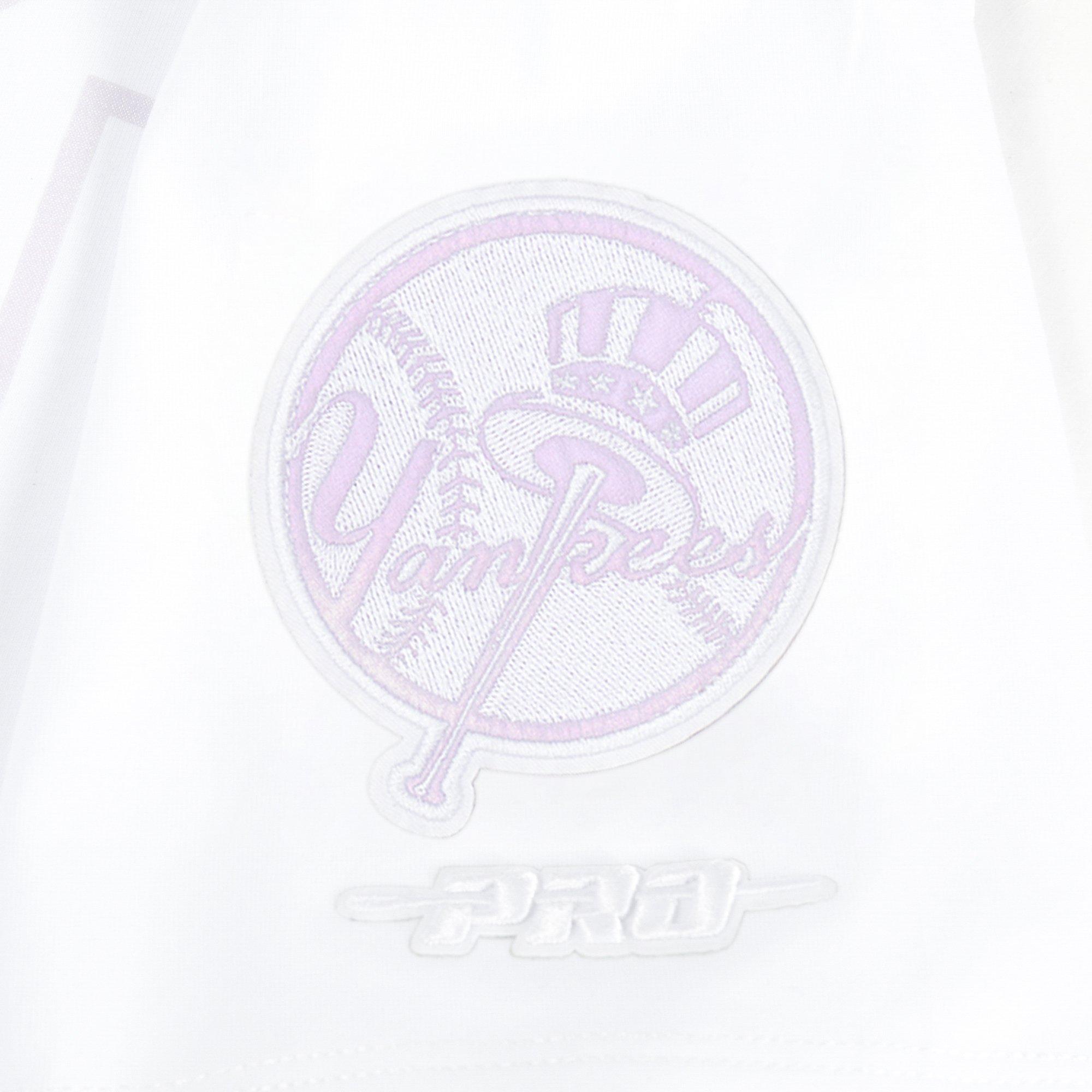 Pro Standard Women's New York Yankees Hologram Boxy Tee-White - WHITE Thumbnail View 6