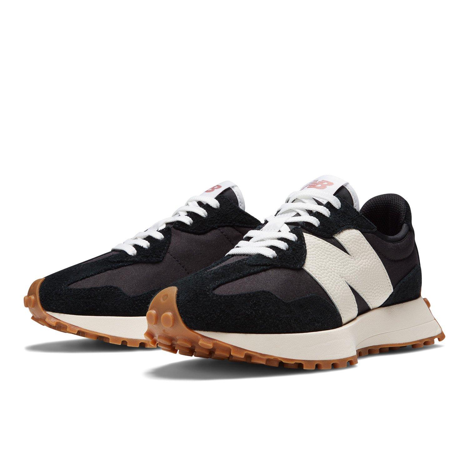 New Balance 327 "Black/Gum" Women's Shoe - BLACK/GUM Thumbnail View 4