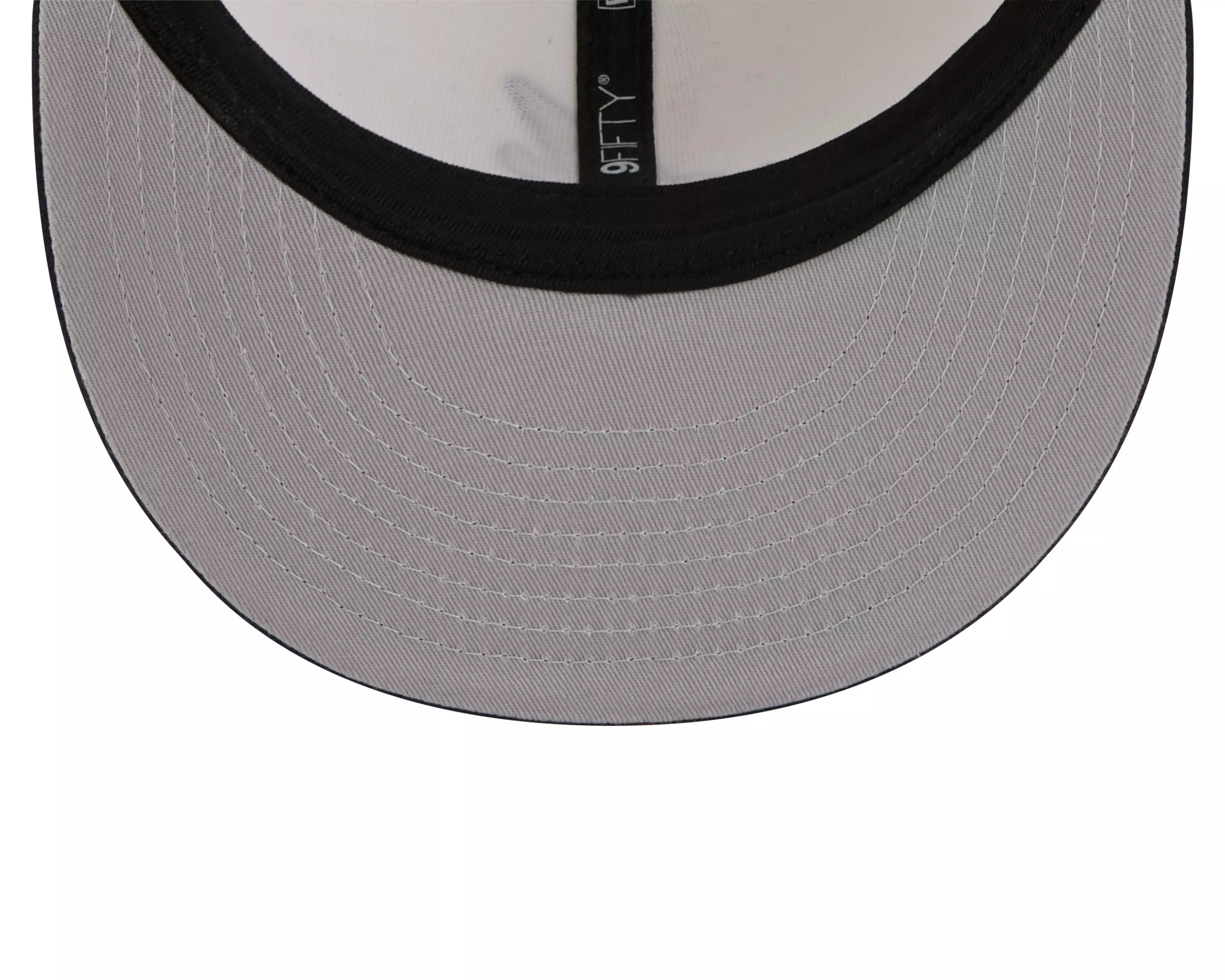 New Era Atlanta Braves 9FIFTY Mascot Pin Snapback Hat-Off-White - OFF-WHITE