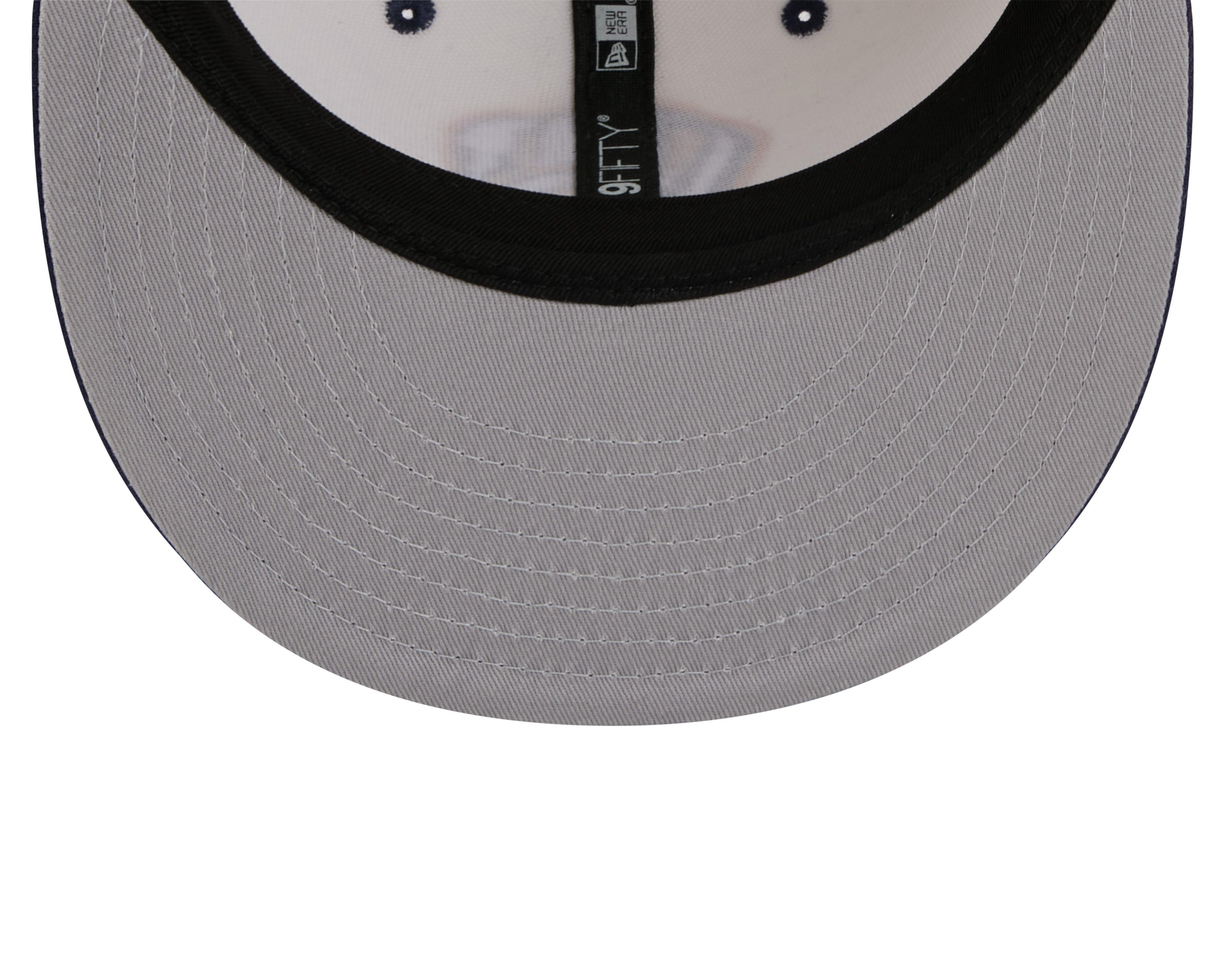 New Era Milwaukee Brewers 9FIFTY Mascot Pin Off-White Snapback Hat