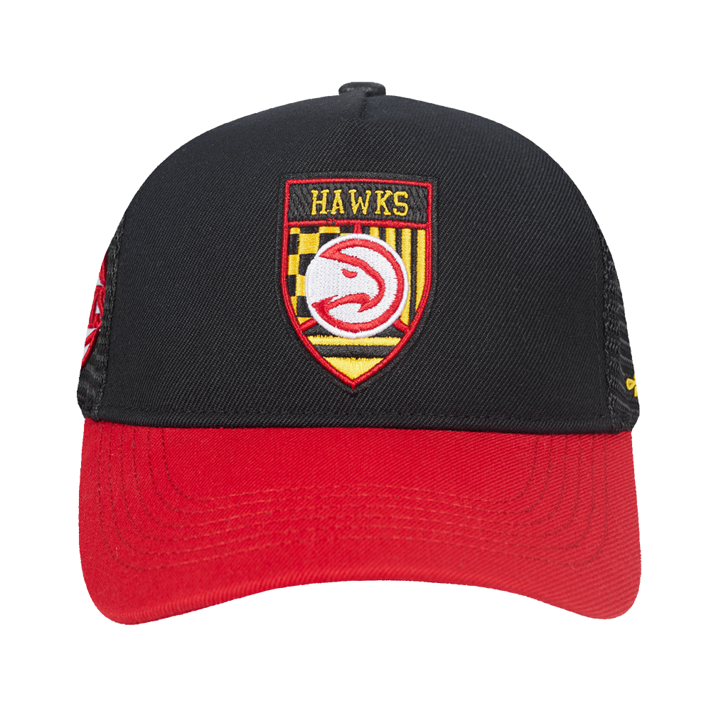 Pro Standard Atlanta Hawks Motor Sport Pinch Front Snapback Cap-Black/Red