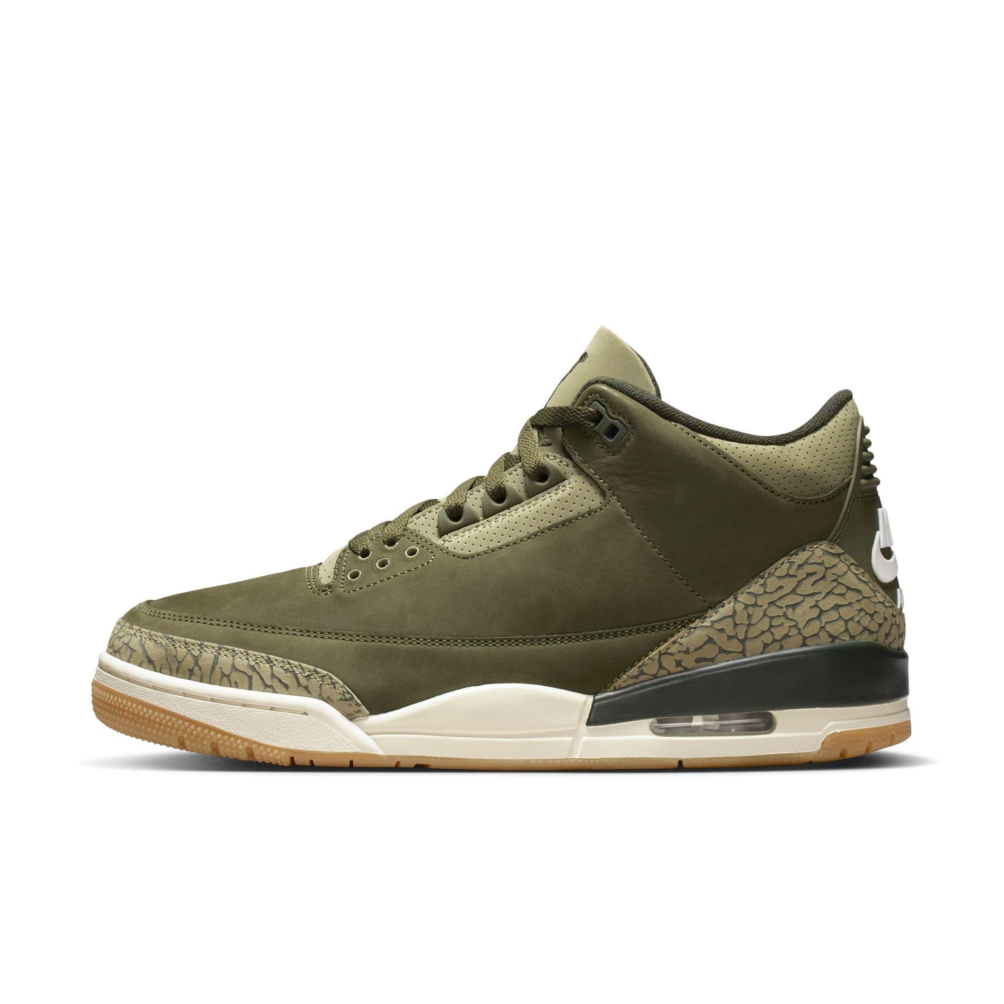Jordan 3 Retro "Family Affair" Men's Shoe - OLIVE/SEQUOIA/SAIL Thumbnail View 7