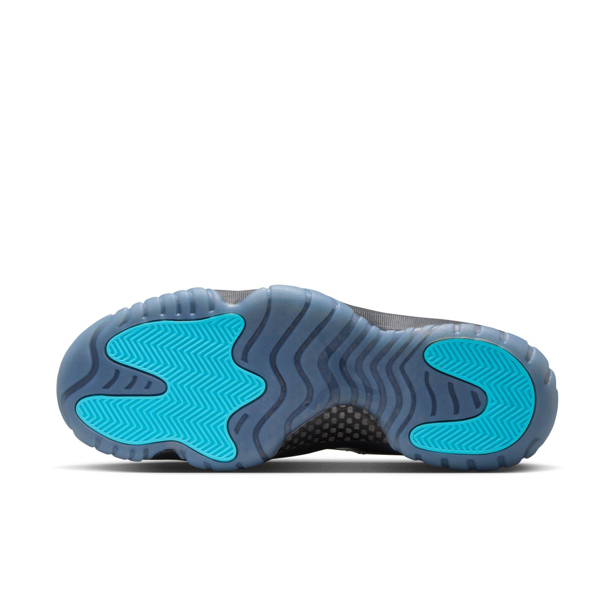 Jordan 11 Retro "Gamma" Men's Shoe - GAMMA BLUE/BLACK/VARSITY MAIZE Thumbnail View 12