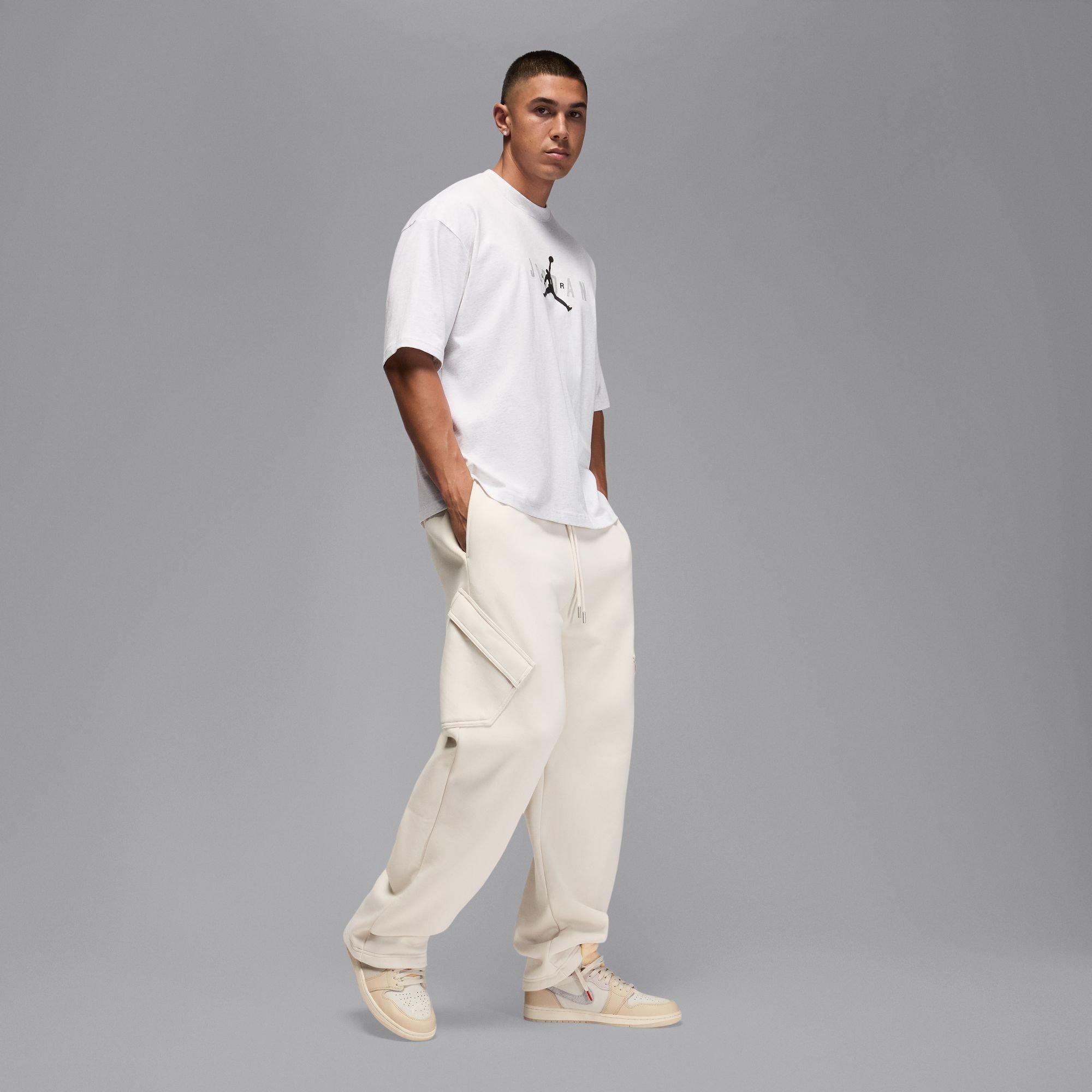 Jordan 1 Retro High OG "Elephant Swoosh" Men's Shoe - SAIL/UNIVERSITY RED/PALE IVORY Thumbnail View 11