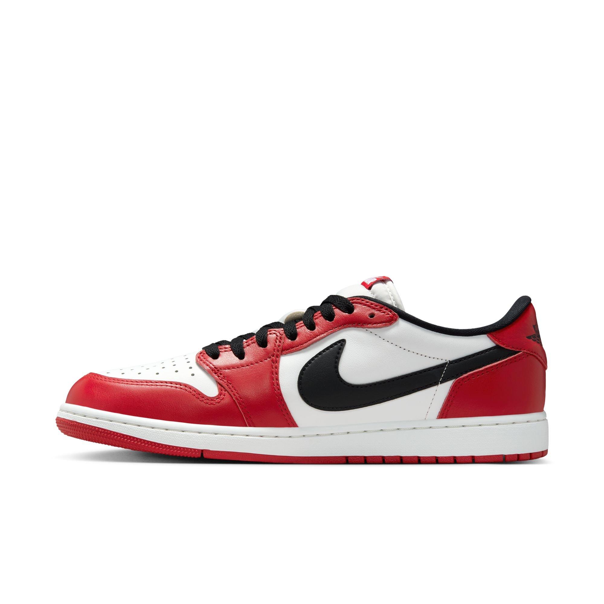 Jordan 1 Retro Low 